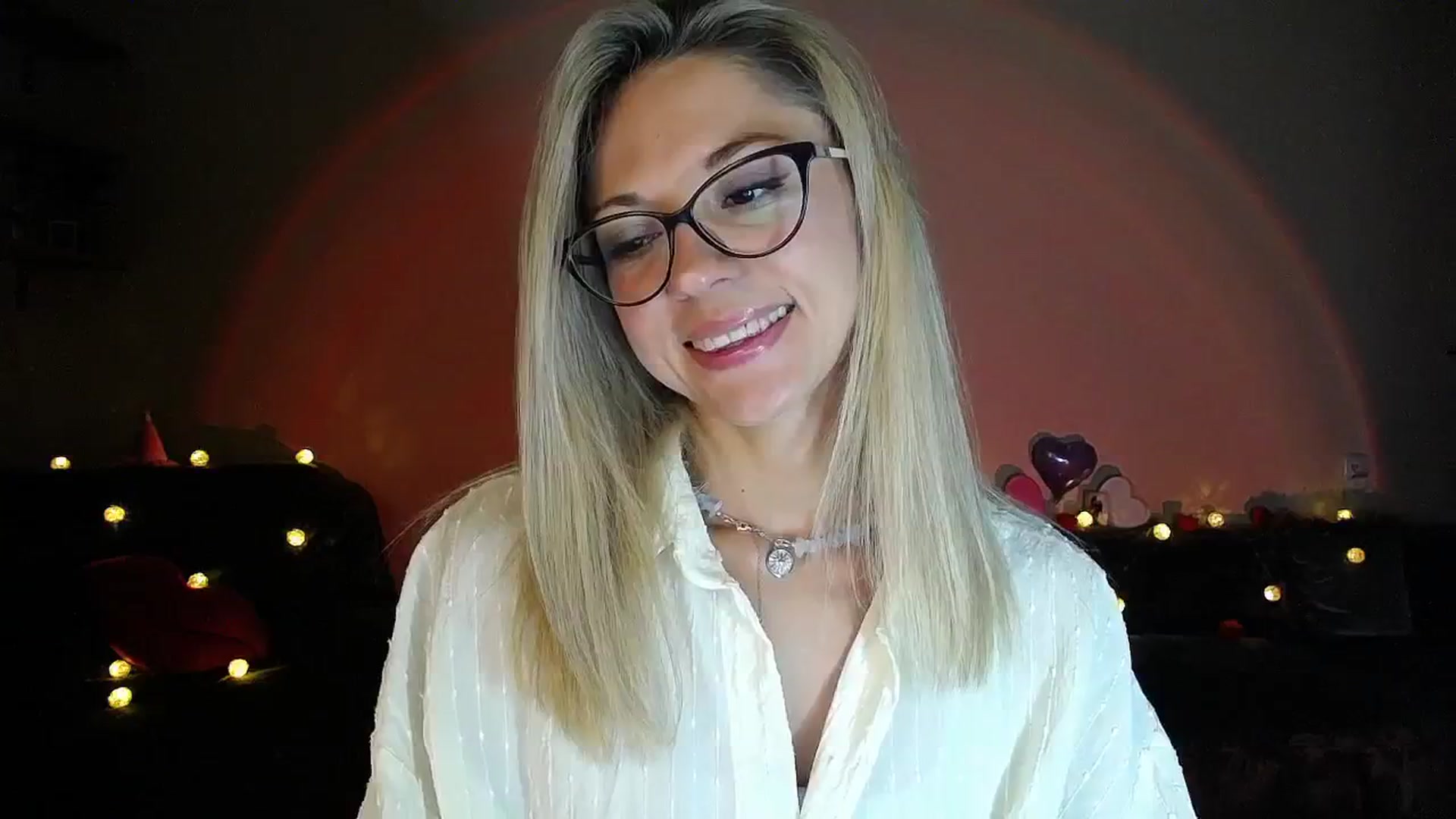 Gallery image thumbnail from Sunshine_alis's myfreecams stream on, 08/23/2025, 18:41 image 4 of 20