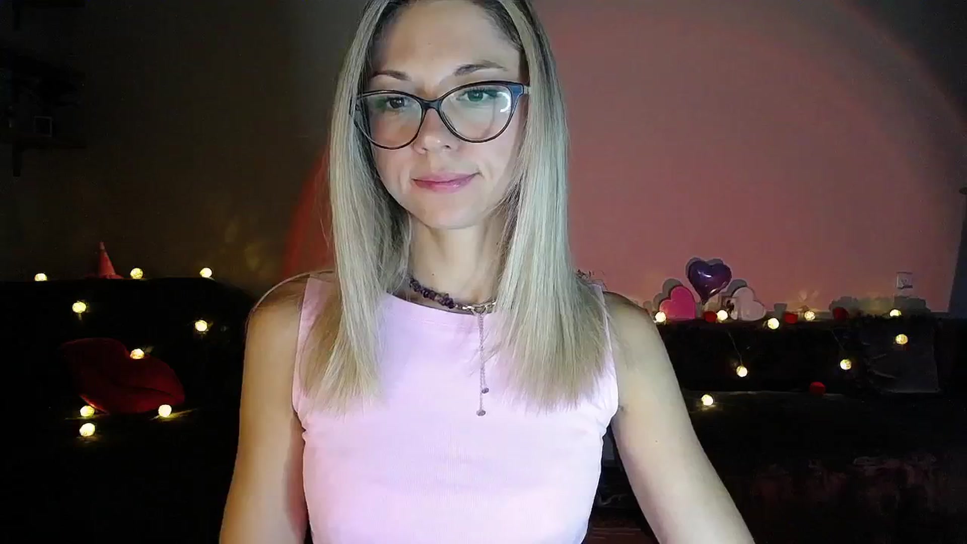 Gallery image thumbnail from Sunshine_alis's myfreecams stream on, 08/25/2025, 17:22 image 19 of 20