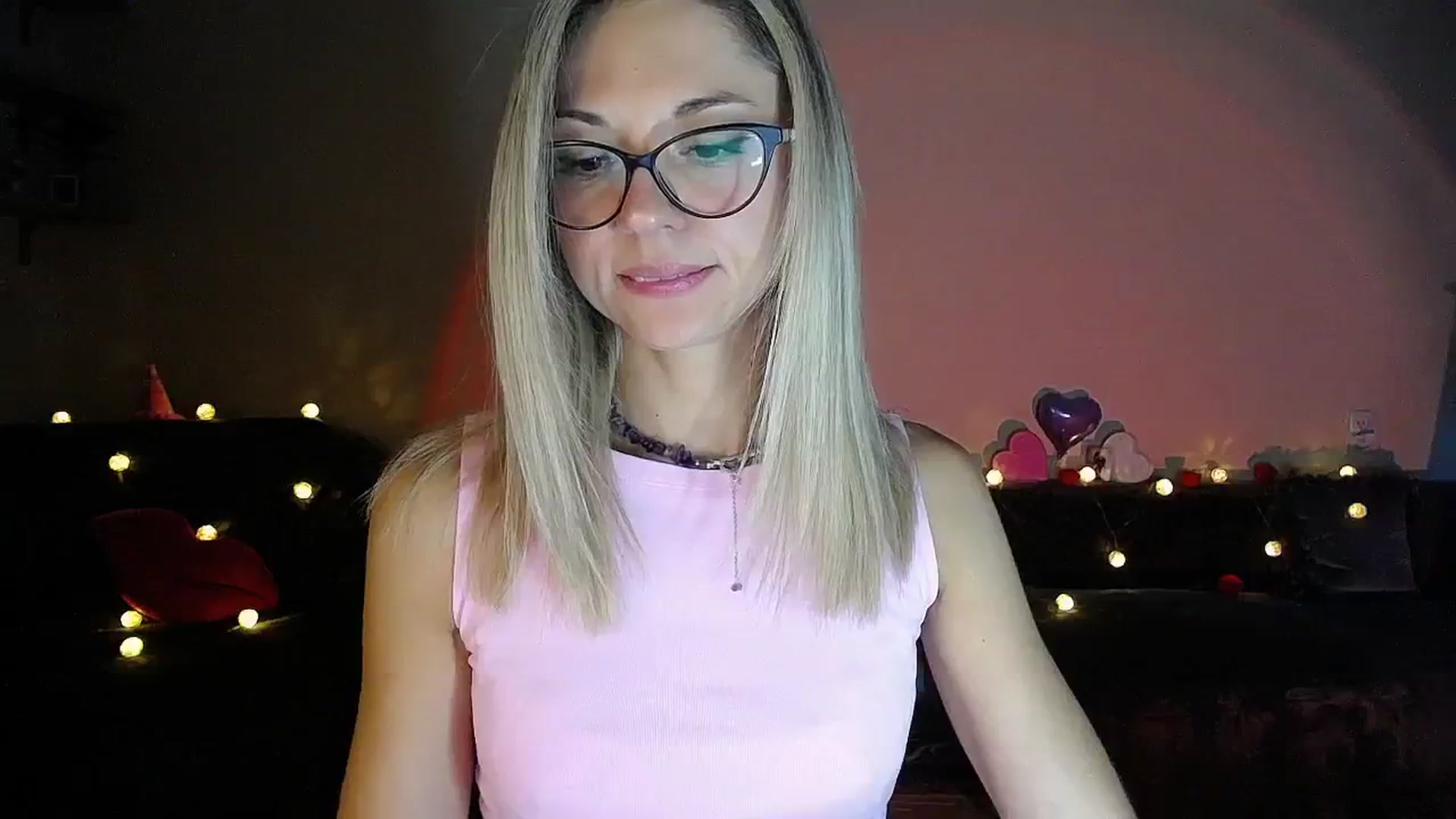 Gallery image thumbnail from Sunshine_alis's myfreecams stream on, 08/25/2025, 17:22 image 15 of 20