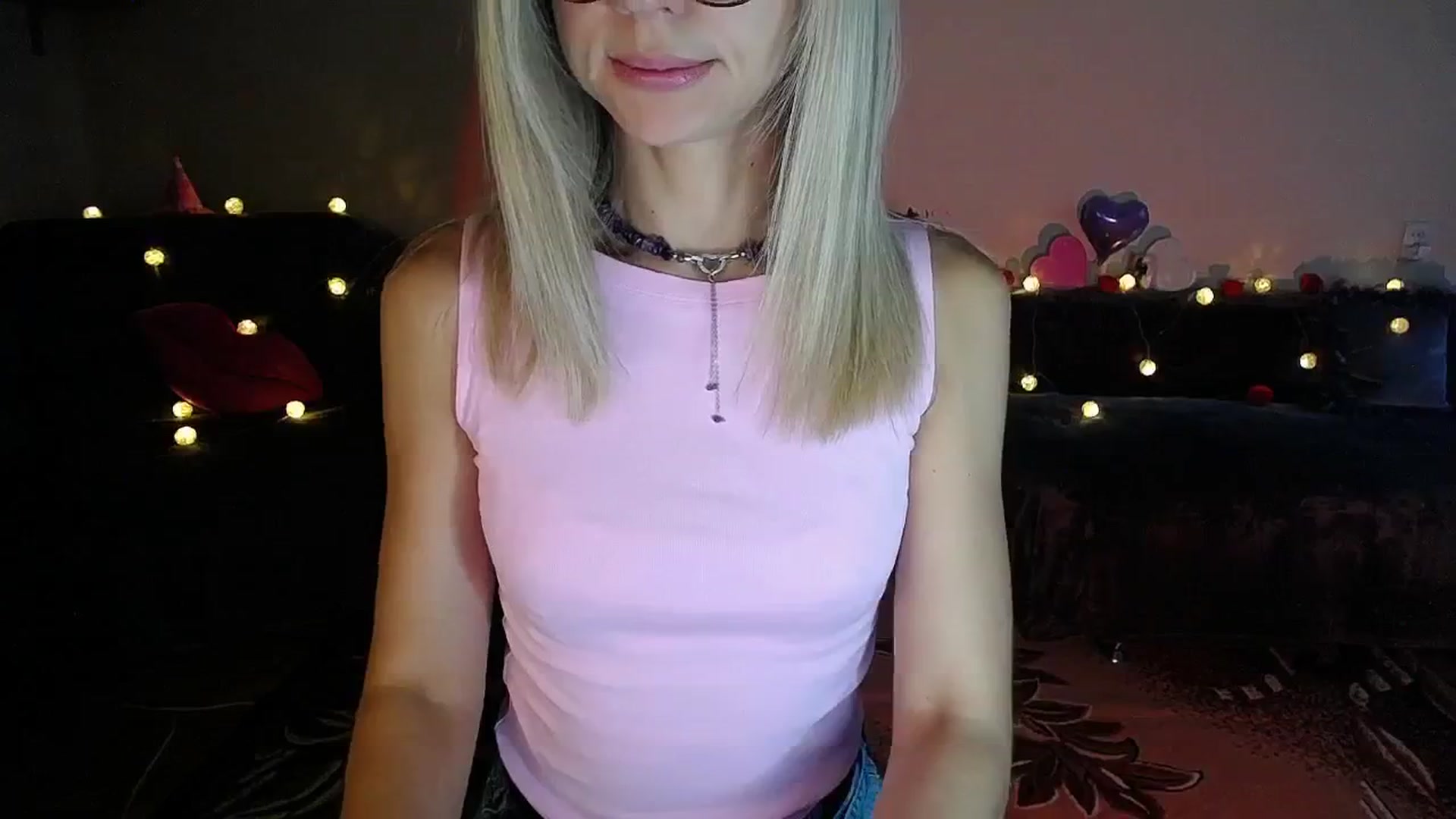 Gallery image thumbnail from Sunshine_alis's myfreecams stream on, 08/25/2025, 17:22 image 5 of 20