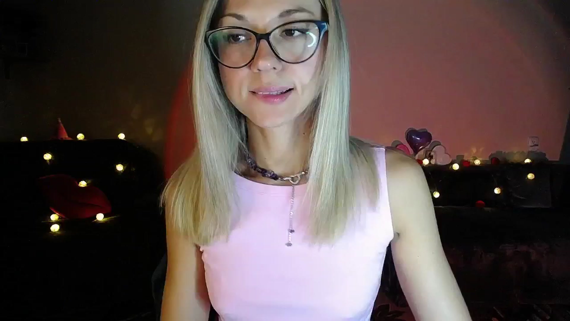 Gallery image thumbnail from Sunshine_alis's myfreecams stream on, 08/25/2025, 17:43 image 4 of 20