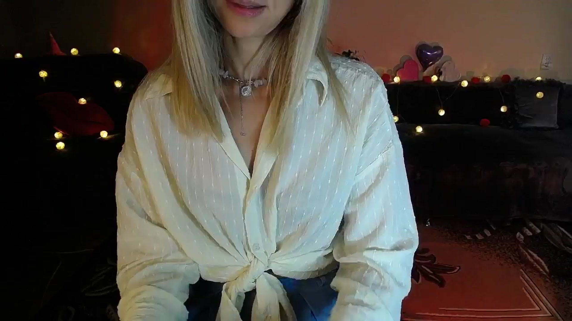 Gallery image thumbnail from Sunshine_alis's myfreecams stream on, 08/28/2025, 18:39 image 9 of 20
