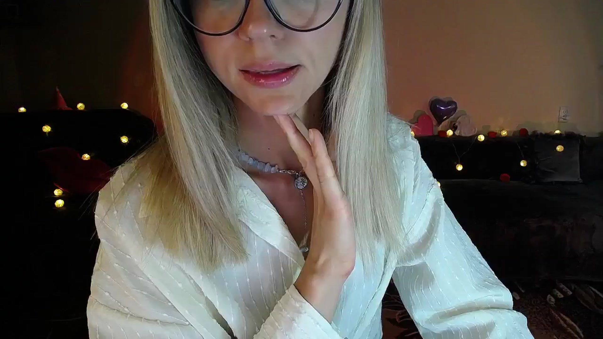 Gallery image thumbnail from Sunshine_alis's myfreecams stream on, 08/28/2025, 19:29 image 4 of 20
