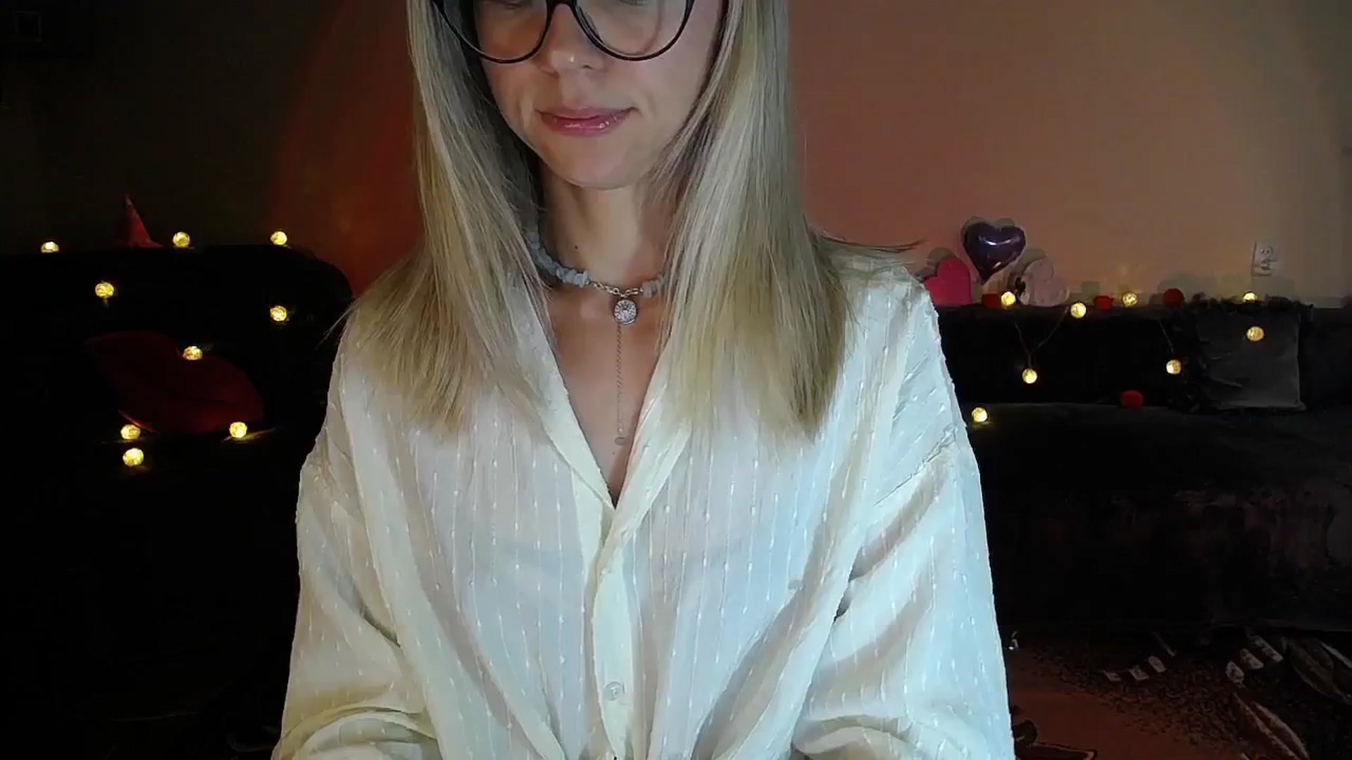 Gallery image thumbnail from Sunshine_alis's myfreecams stream on, 08/28/2025, 19:29 image 2 of 20