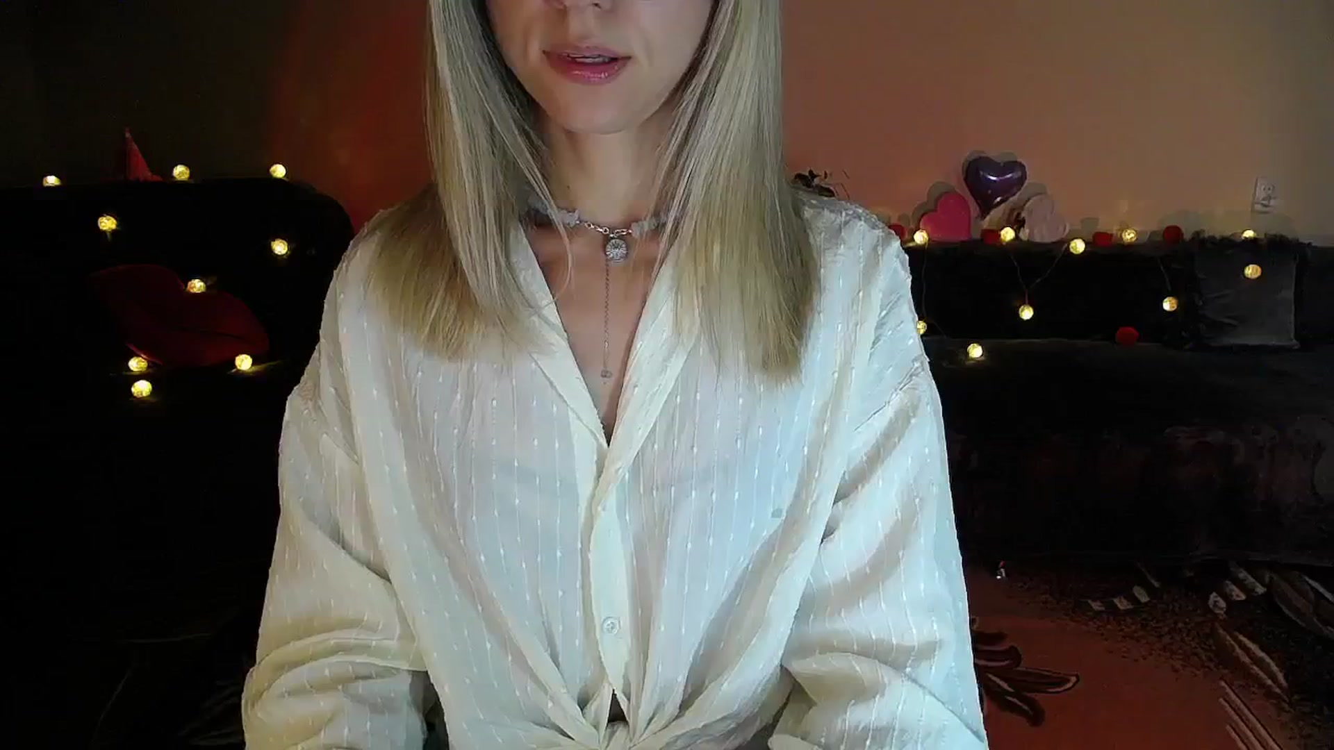 Gallery image thumbnail from Sunshine_alis's myfreecams stream on, 08/28/2025, 19:29 image 8 of 20