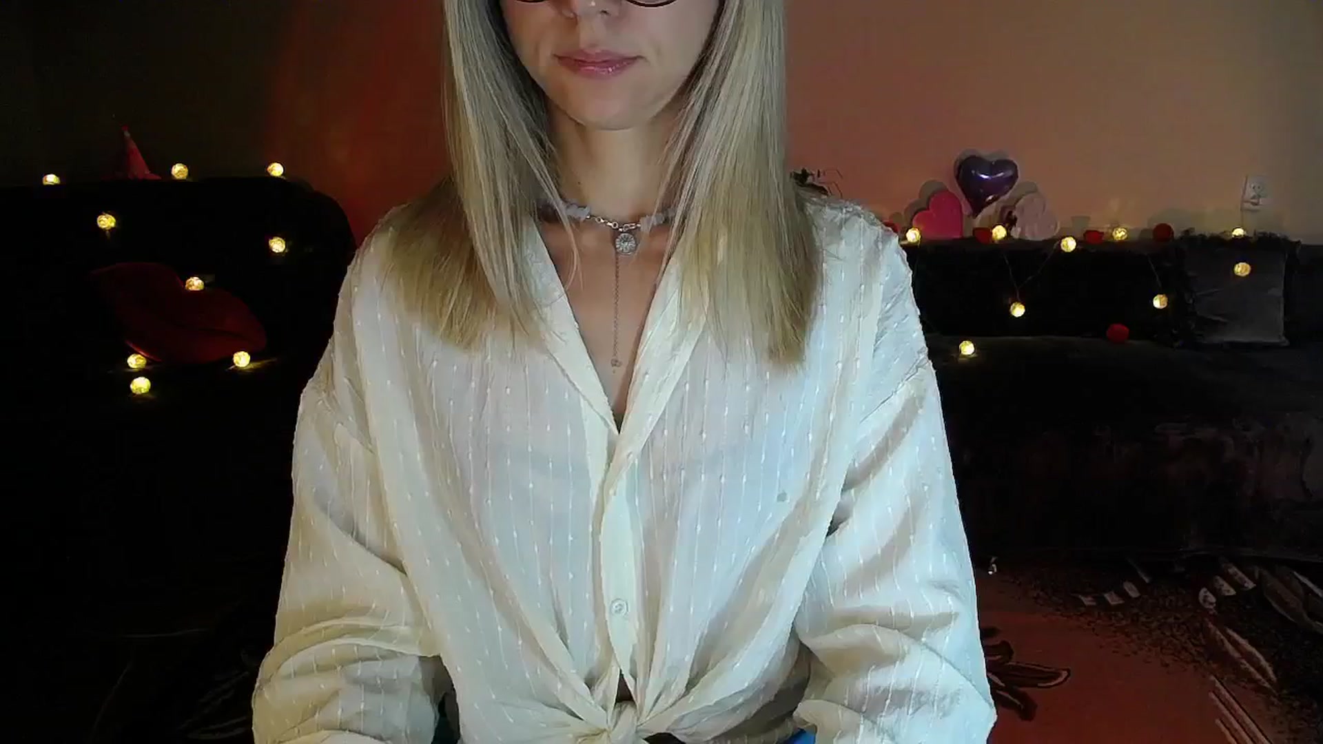 Gallery image thumbnail from Sunshine_alis's myfreecams stream on, 08/28/2025, 19:29 image 9 of 20