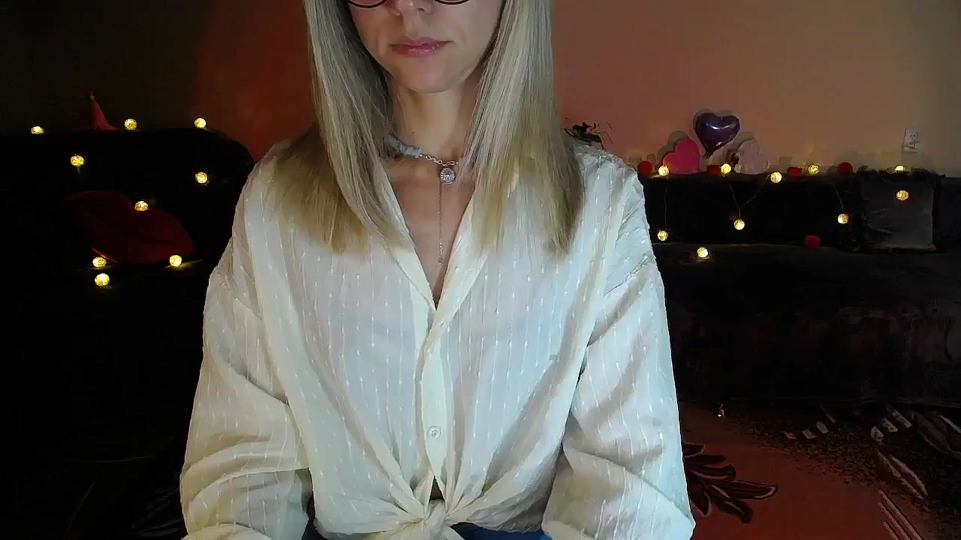 Gallery image thumbnail from Sunshine_alis's myfreecams stream on, 08/28/2025, 19:29 image 18 of 20