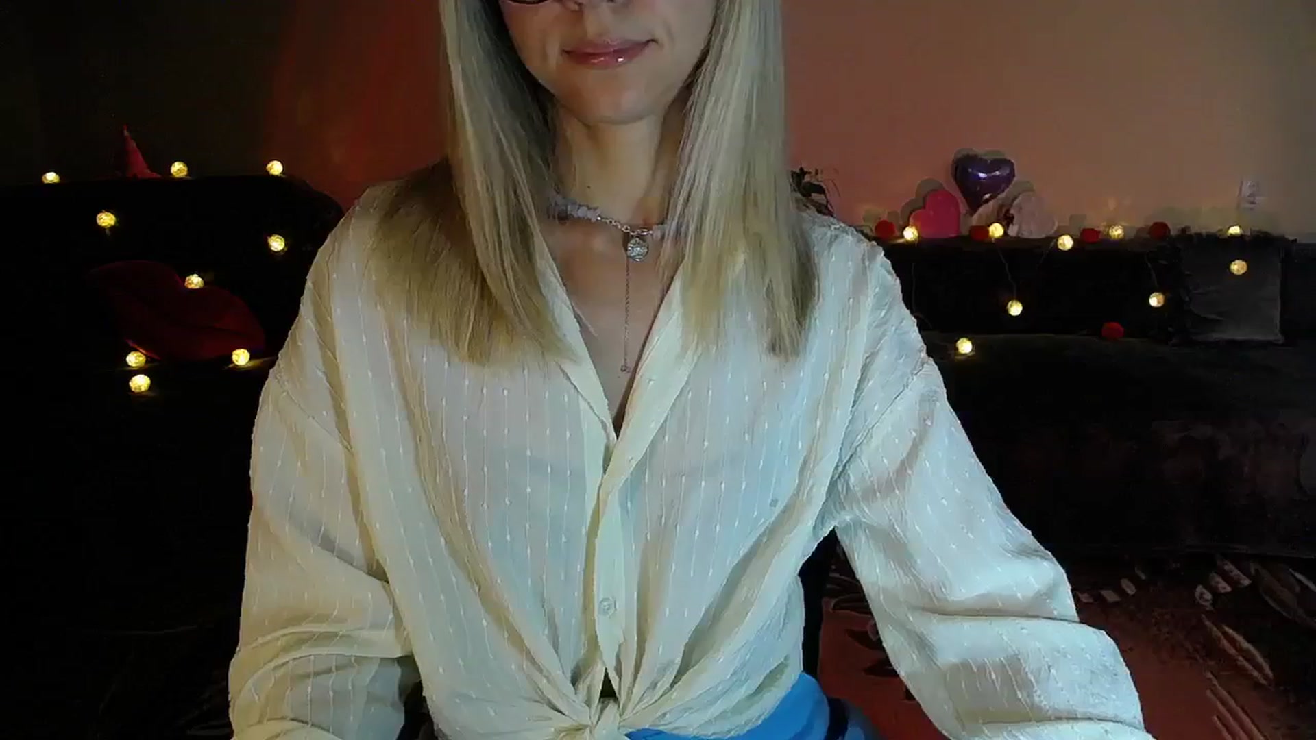Gallery image thumbnail from Sunshine_alis's myfreecams stream on, 08/28/2025, 19:29 image 17 of 20