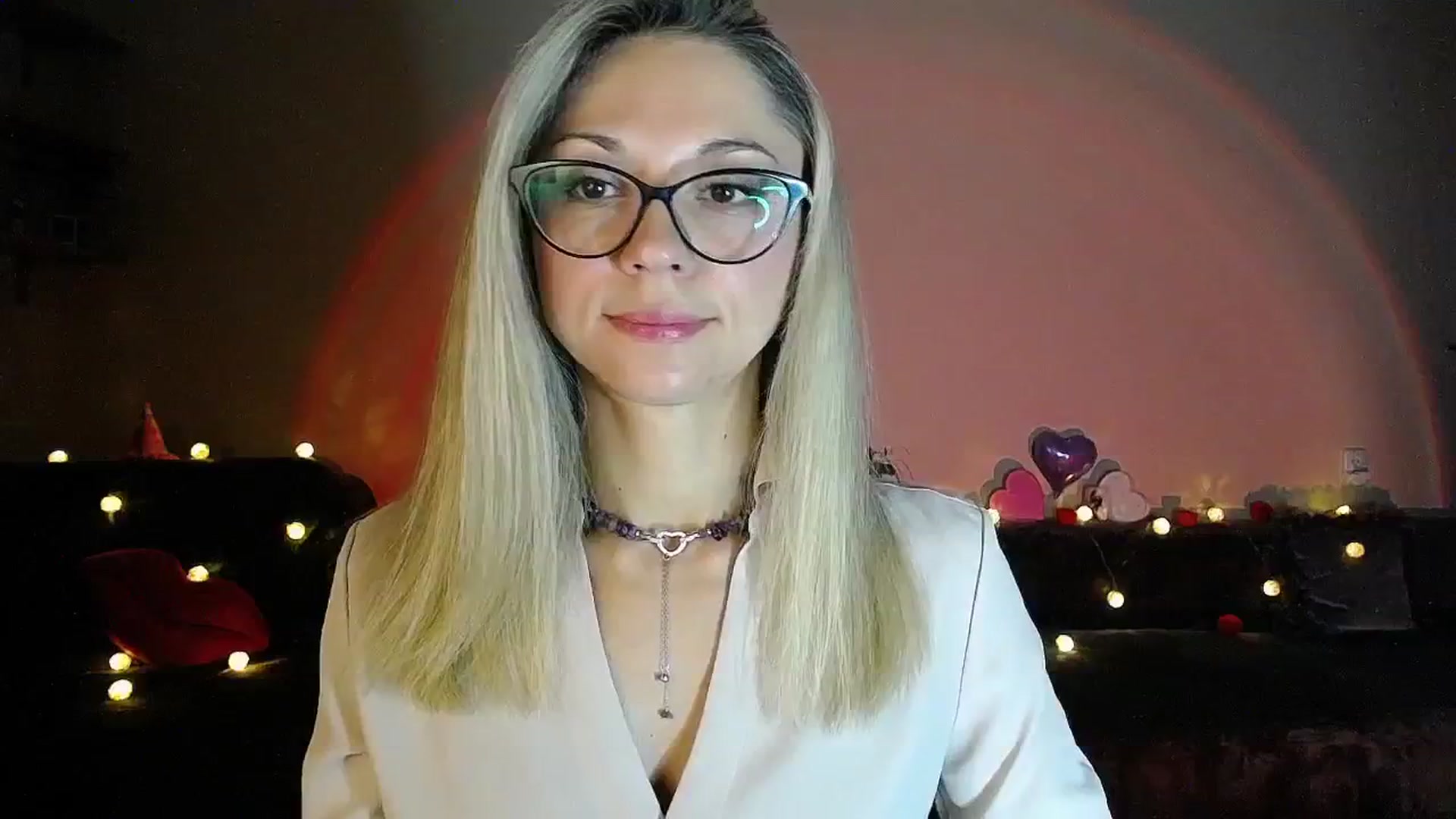 Gallery image thumbnail from Sunshine_alis's myfreecams stream on, 08/29/2025, 17:40 image 1 of 20