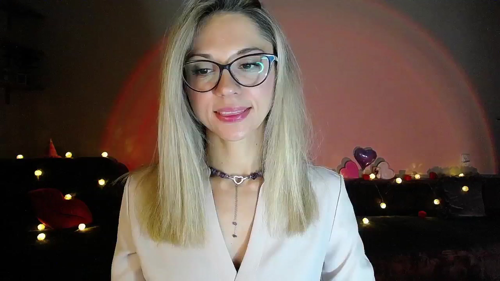 Gallery image thumbnail from Sunshine_alis's myfreecams stream on, 08/29/2025, 17:40 image 8 of 20