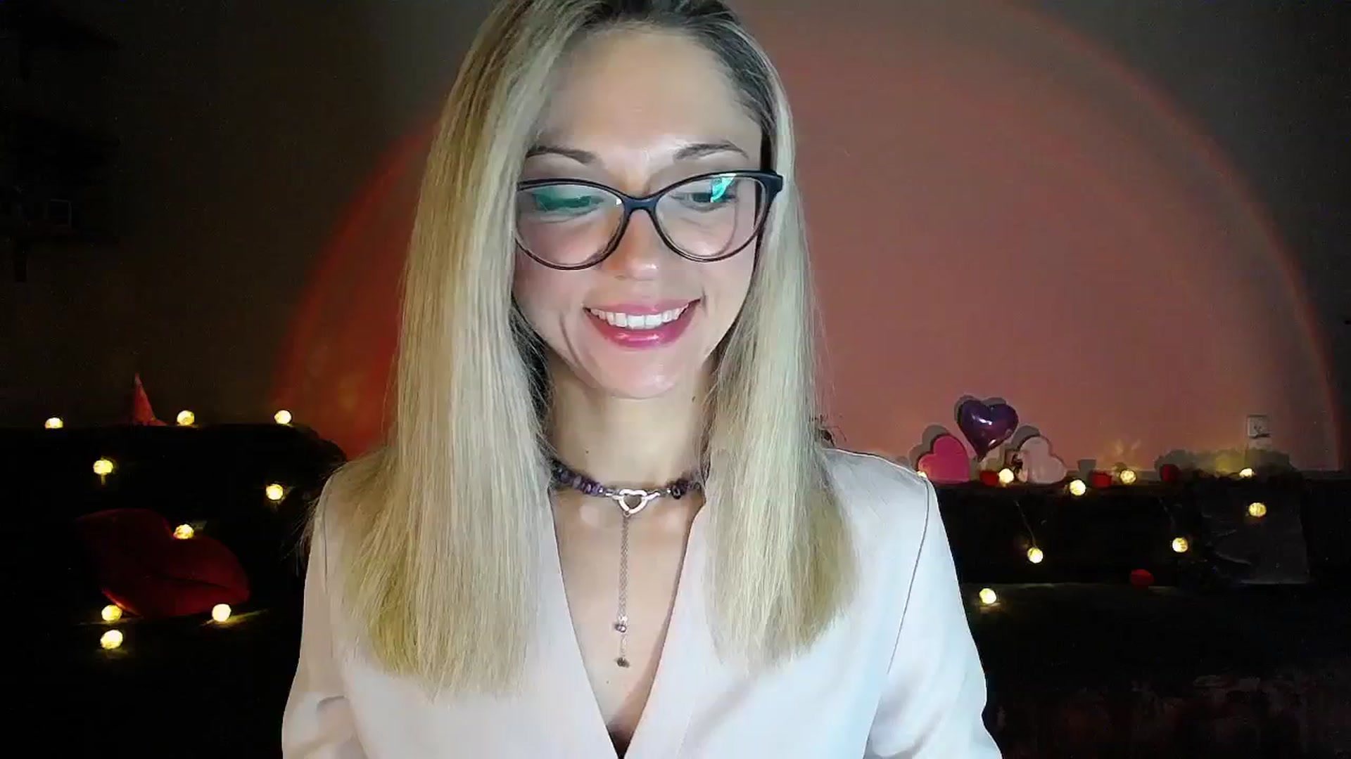 Gallery image thumbnail from Sunshine_alis's myfreecams stream on, 08/29/2025, 17:40 image 5 of 20