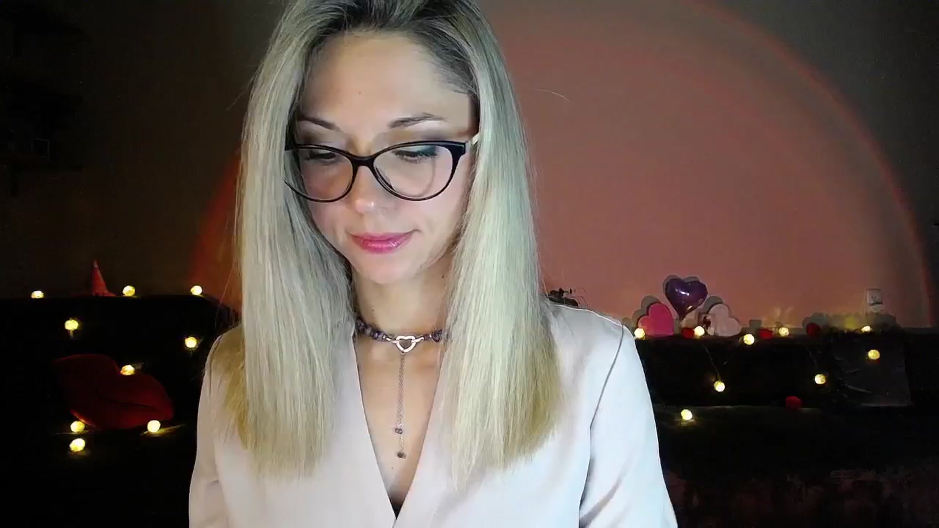 Gallery image thumbnail from Sunshine_alis's myfreecams stream on, 08/29/2025, 17:40 image 4 of 20
