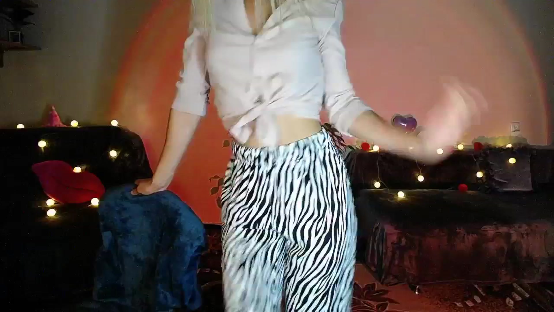 Gallery image thumbnail from Sunshine_alis's myfreecams stream on, 08/29/2025, 17:40 image 10 of 20