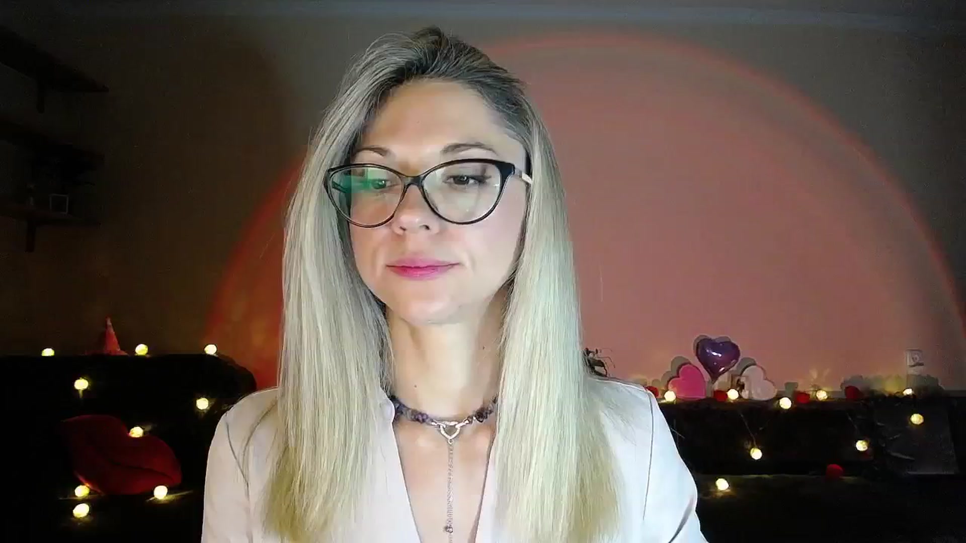 Gallery image thumbnail from Sunshine_alis's myfreecams stream on, 08/29/2025, 18:37 image 10 of 20