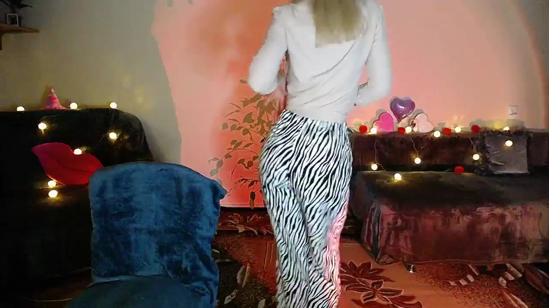 Gallery image thumbnail from Sunshine_alis's myfreecams stream on, 08/29/2025, 18:37 image 20 of 20