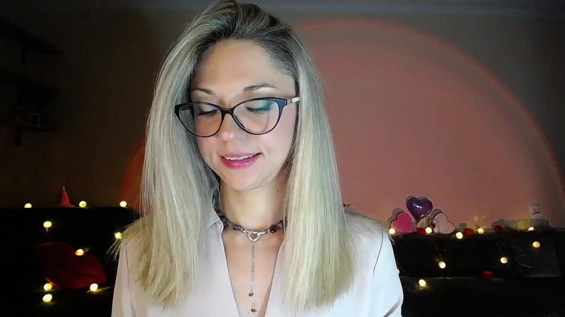 Gallery image thumbnail from Sunshine_alis's myfreecams stream on, 08/29/2025, 18:37 image 7 of 20