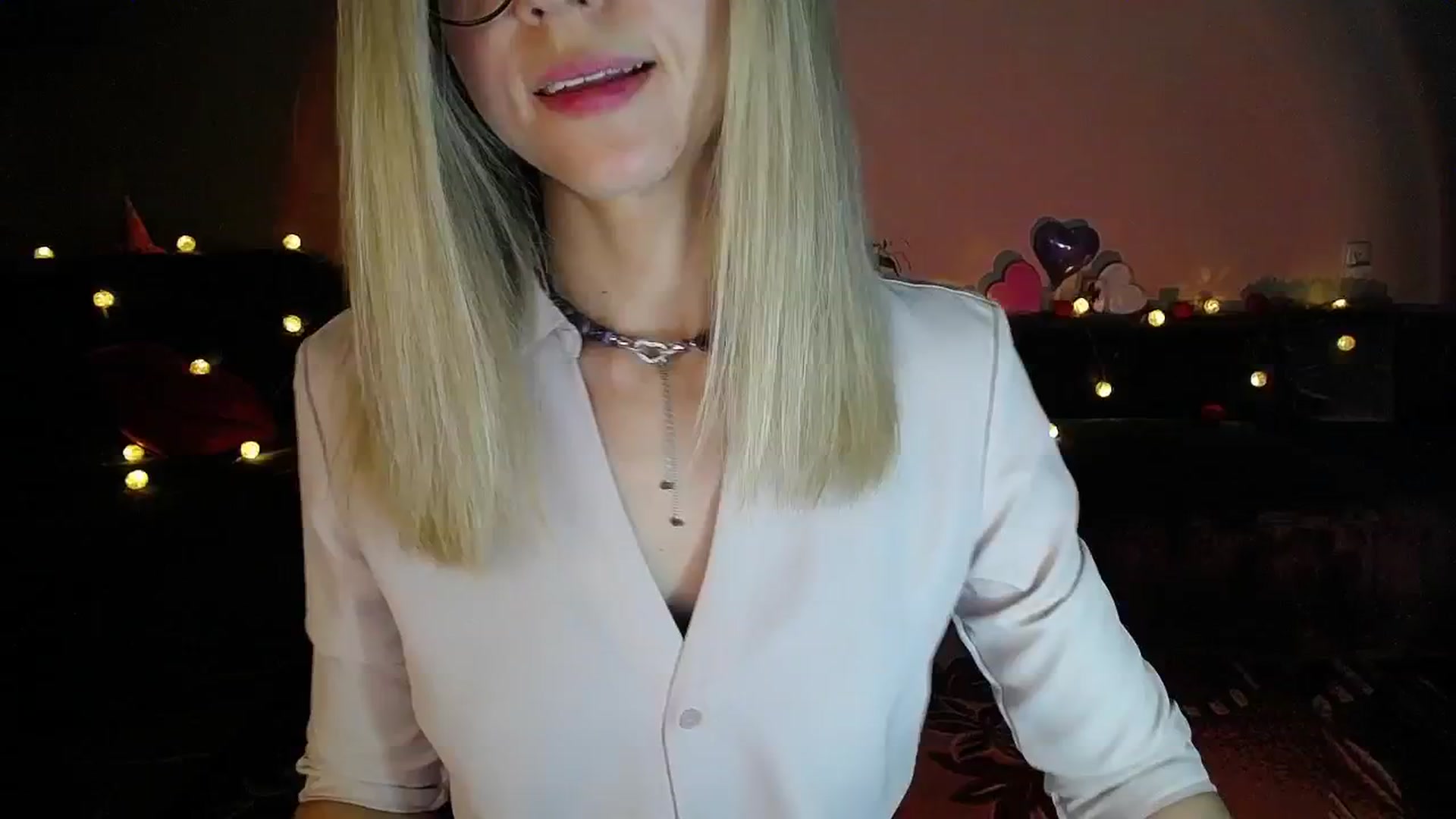 Gallery image thumbnail from Sunshine_alis's myfreecams stream on, 08/29/2025, 20:17 image 4 of 20