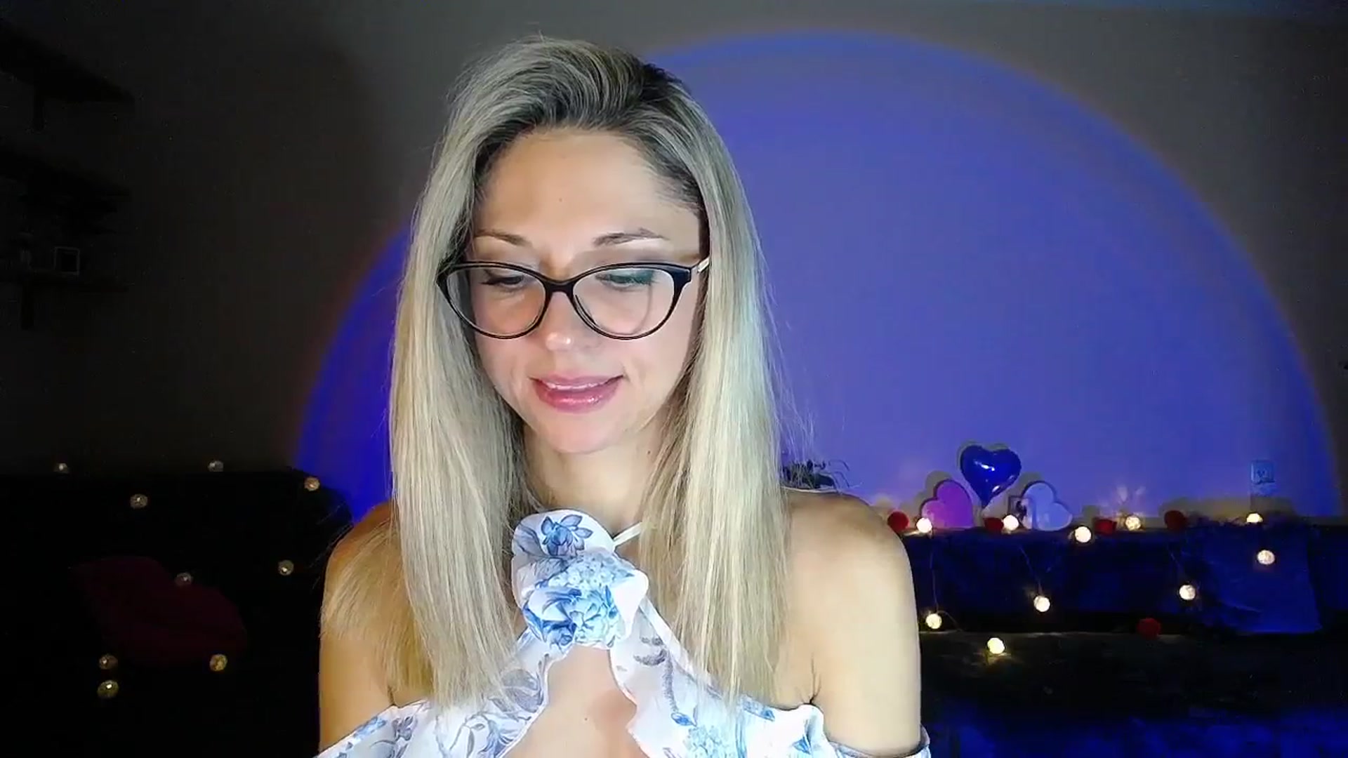 Gallery image thumbnail from Sunshine_alis's myfreecams stream on, 08/30/2025, 20:04 image 3 of 20