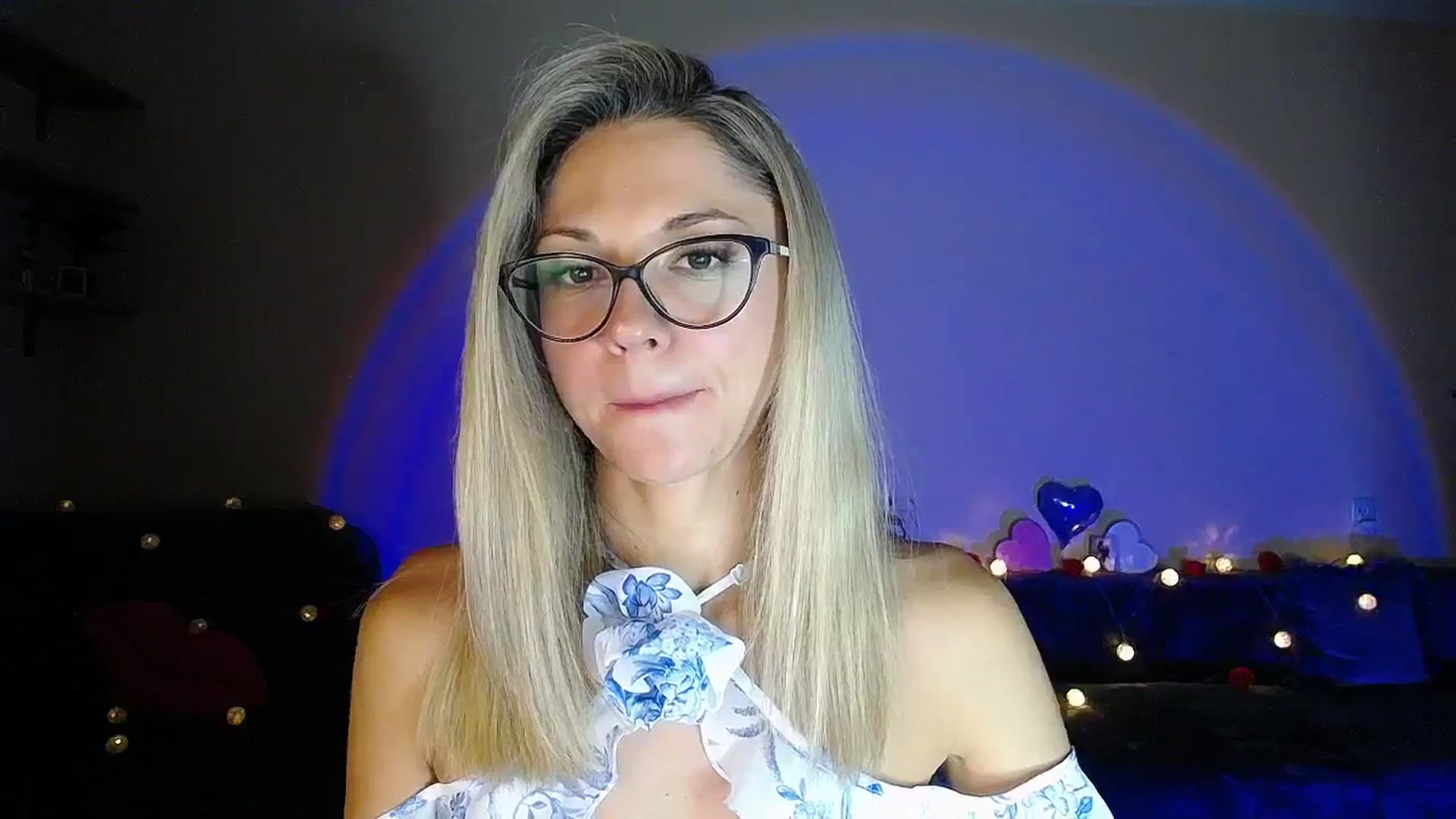 Gallery image thumbnail from Sunshine_alis's myfreecams stream on, 08/30/2025, 20:04 image 12 of 20