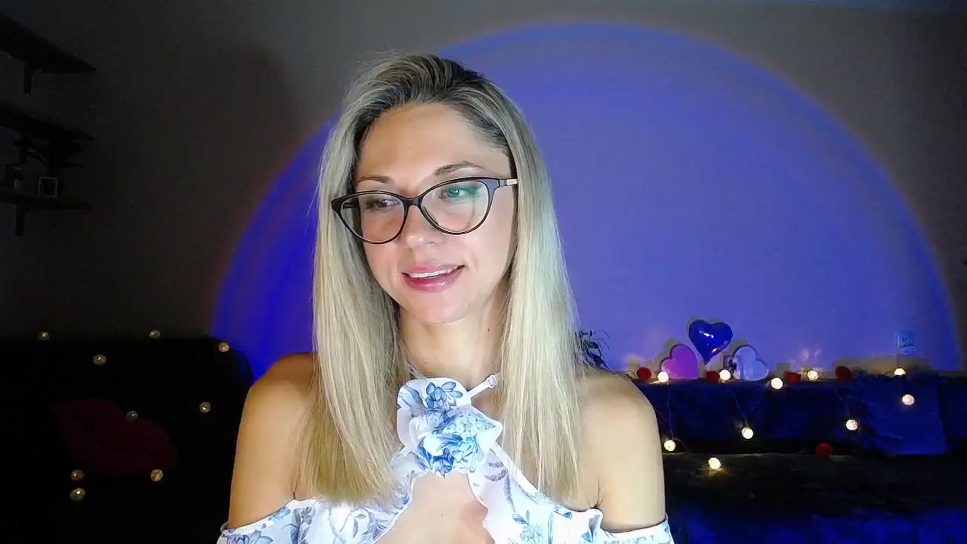 Gallery image thumbnail from Sunshine_alis's myfreecams stream on, 08/30/2025, 20:04 image 1 of 20