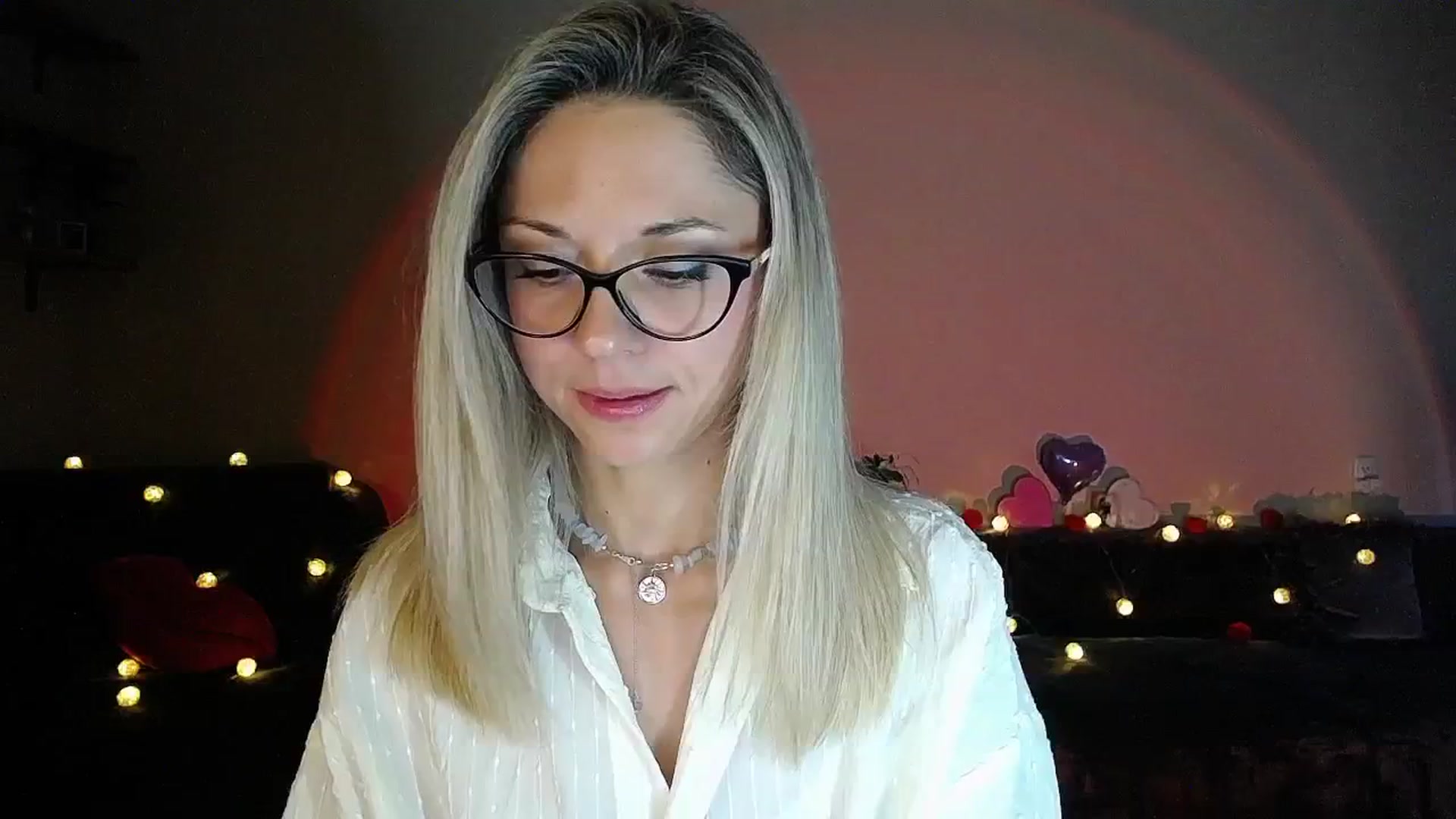 Gallery image thumbnail from Sunshine_alis's myfreecams stream on, 09/01/2025, 17:36 image 6 of 20
