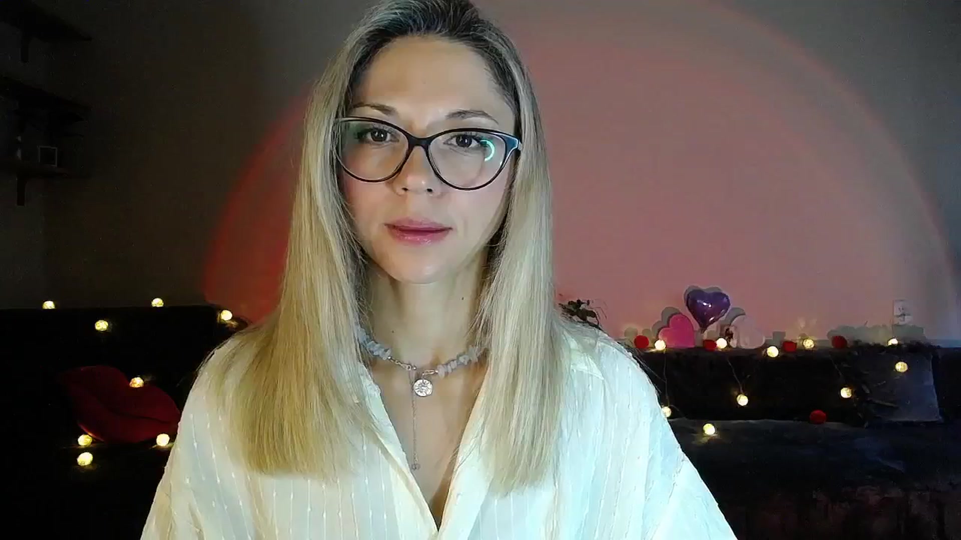 Gallery image thumbnail from Sunshine_alis's myfreecams stream on, 09/01/2025, 17:36 image 1 of 20