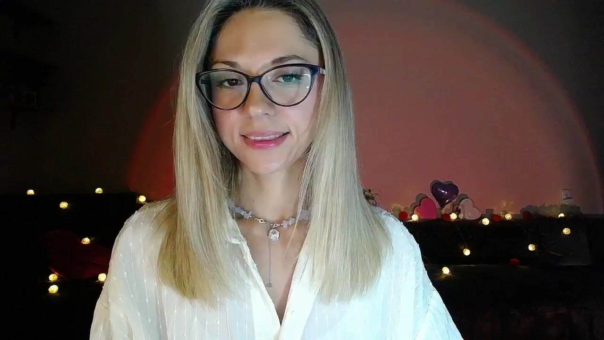 Gallery image thumbnail from Sunshine_alis's myfreecams stream on, 09/01/2025, 17:36 image 11 of 20