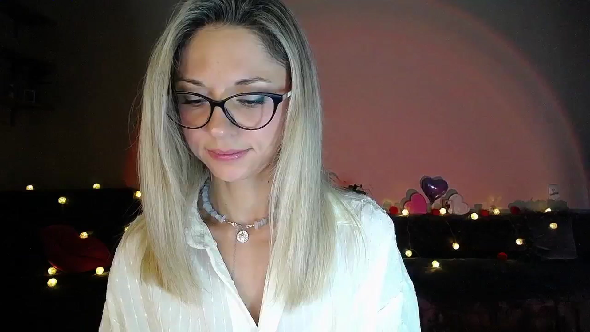 Gallery image thumbnail from Sunshine_alis's myfreecams stream on, 09/01/2025, 17:36 image 8 of 20