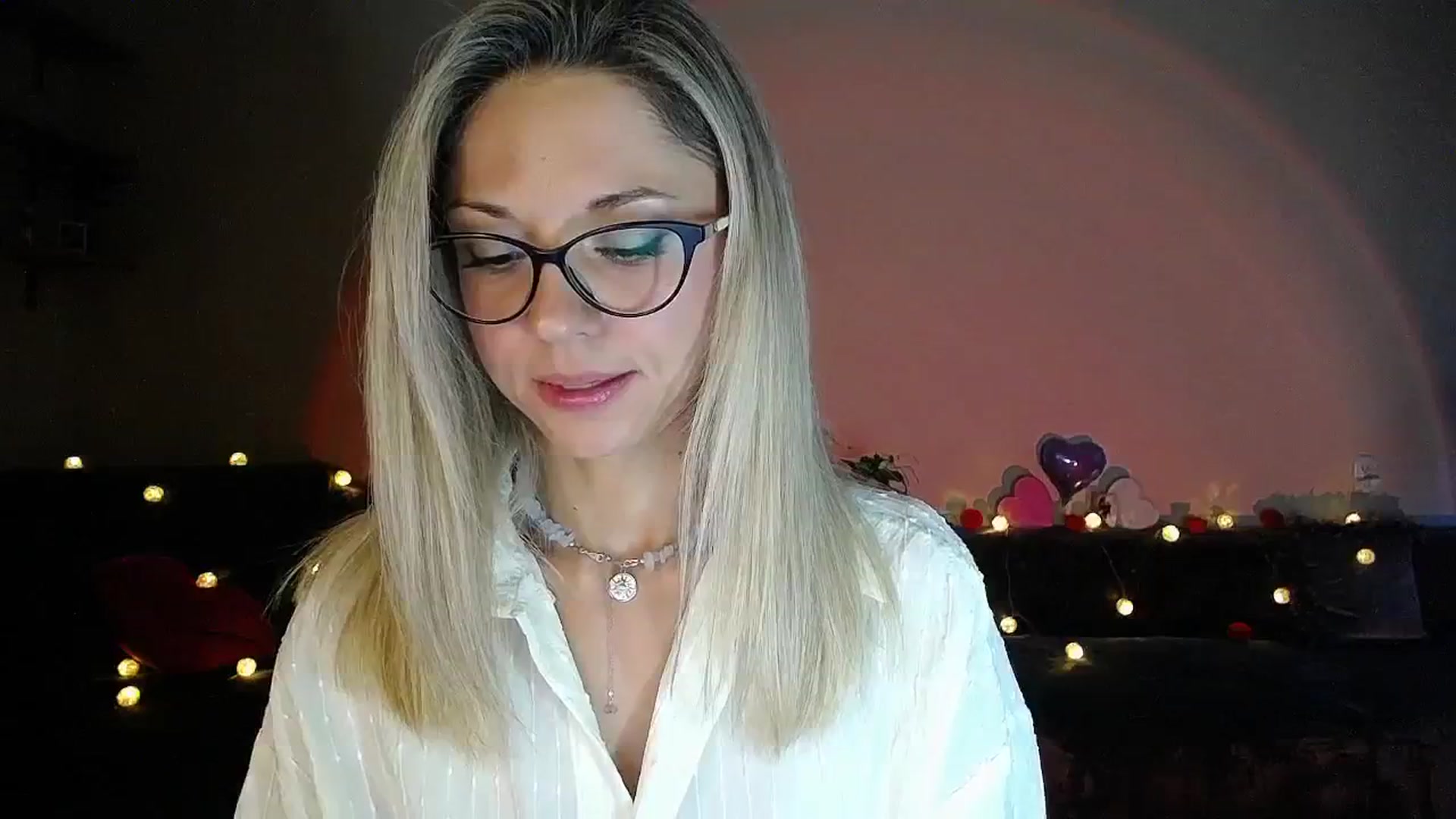 Gallery image thumbnail from Sunshine_alis's myfreecams stream on, 09/01/2025, 17:36 image 5 of 20