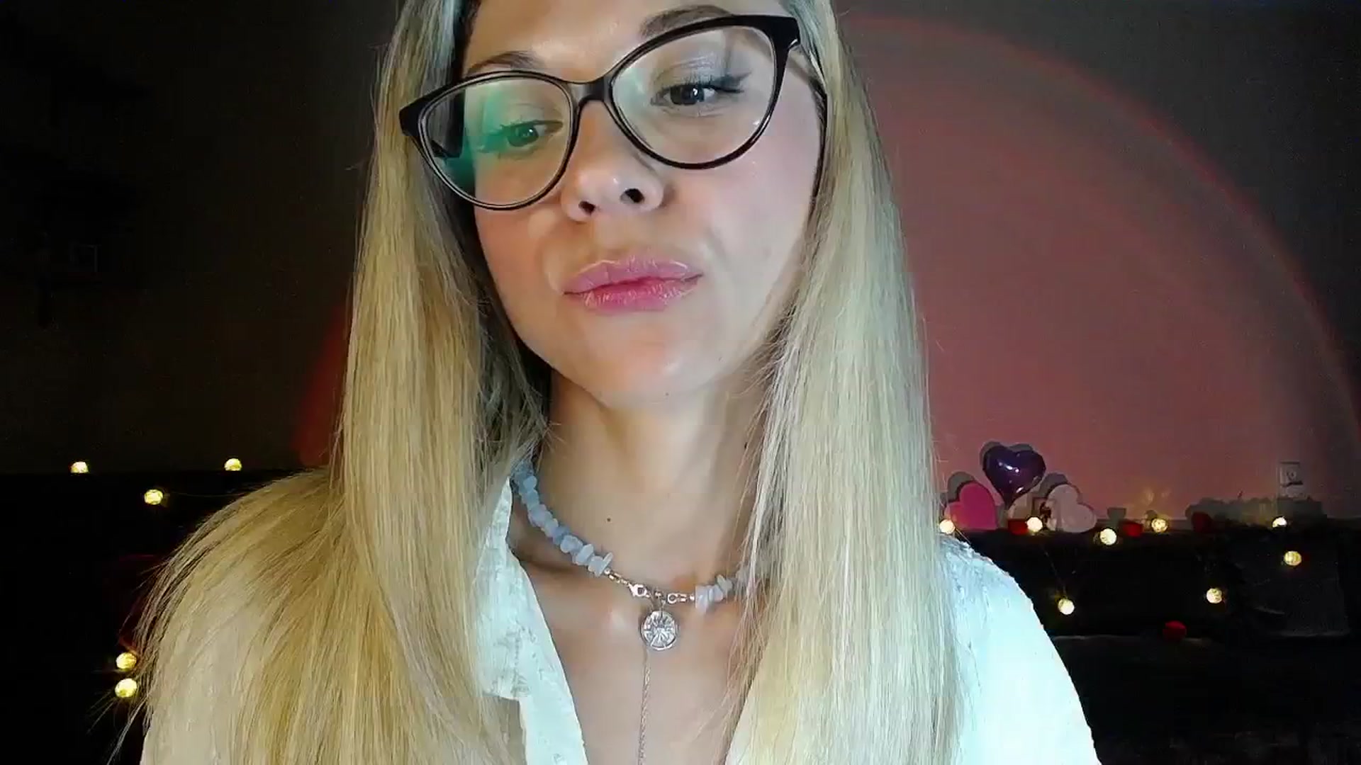 Gallery image thumbnail from Sunshine_alis's myfreecams stream on, 09/01/2025, 18:36 image 2 of 20