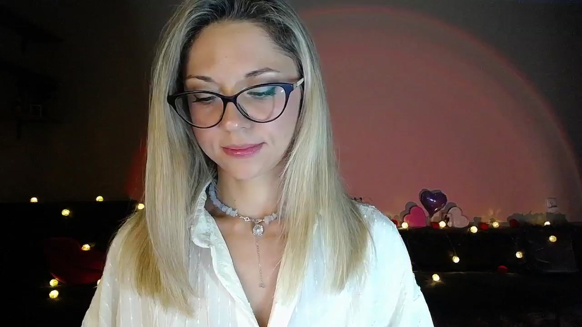 Gallery image thumbnail from Sunshine_alis's myfreecams stream on, 09/01/2025, 18:36 image 3 of 20
