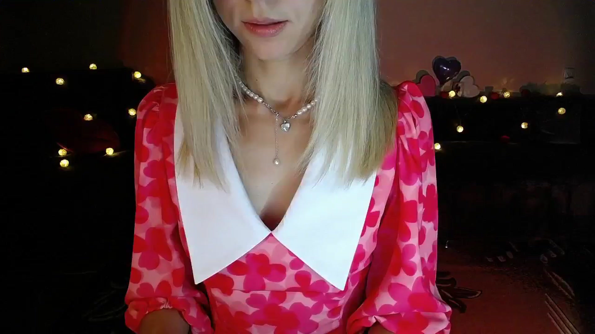 Gallery image thumbnail from Sunshine_alis's myfreecams stream on, 09/02/2025, 19:00 image 17 of 20
