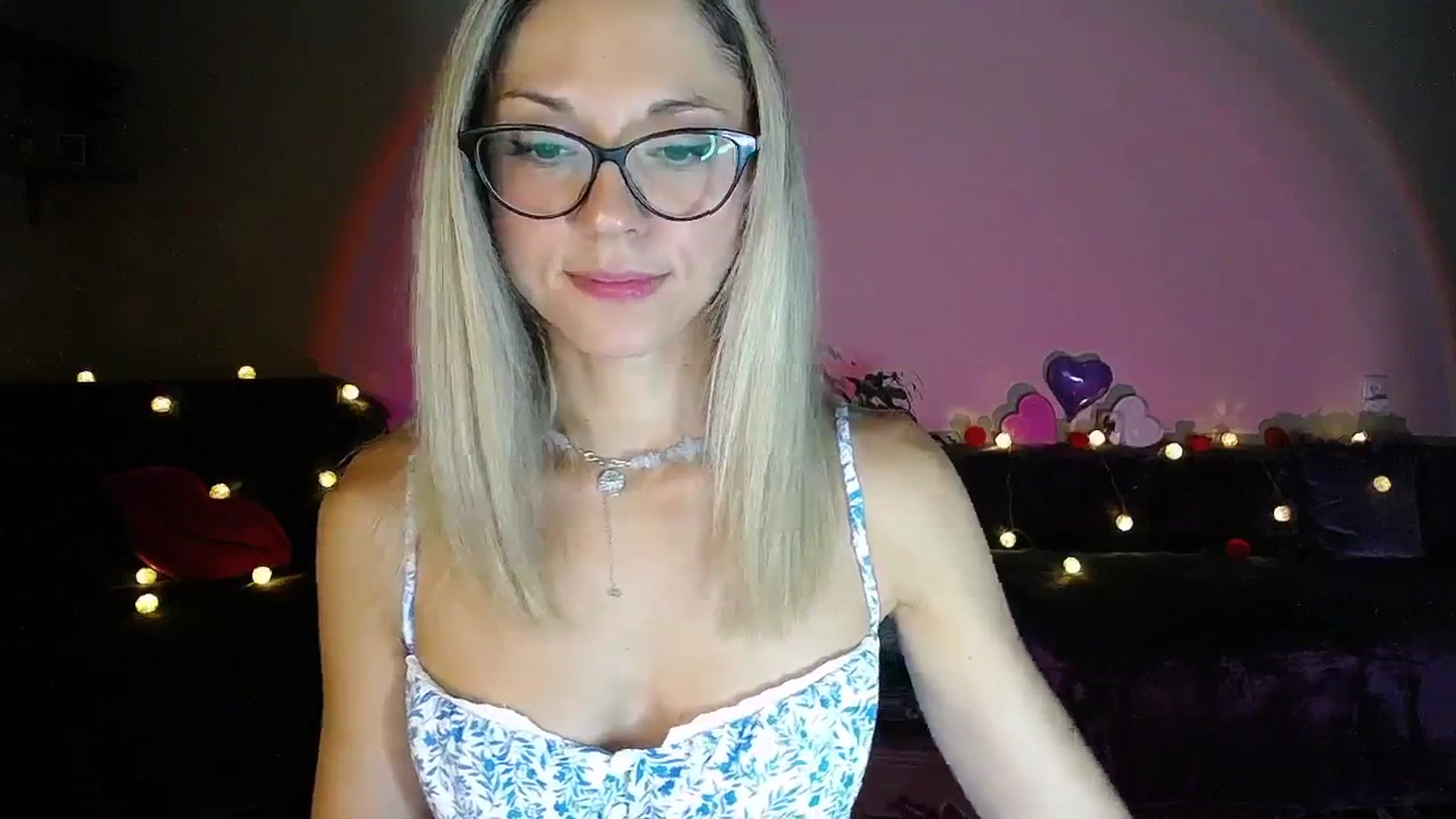 Gallery image thumbnail from Sunshine_alis's myfreecams stream on, 09/04/2025, 19:58 image 19 of 20