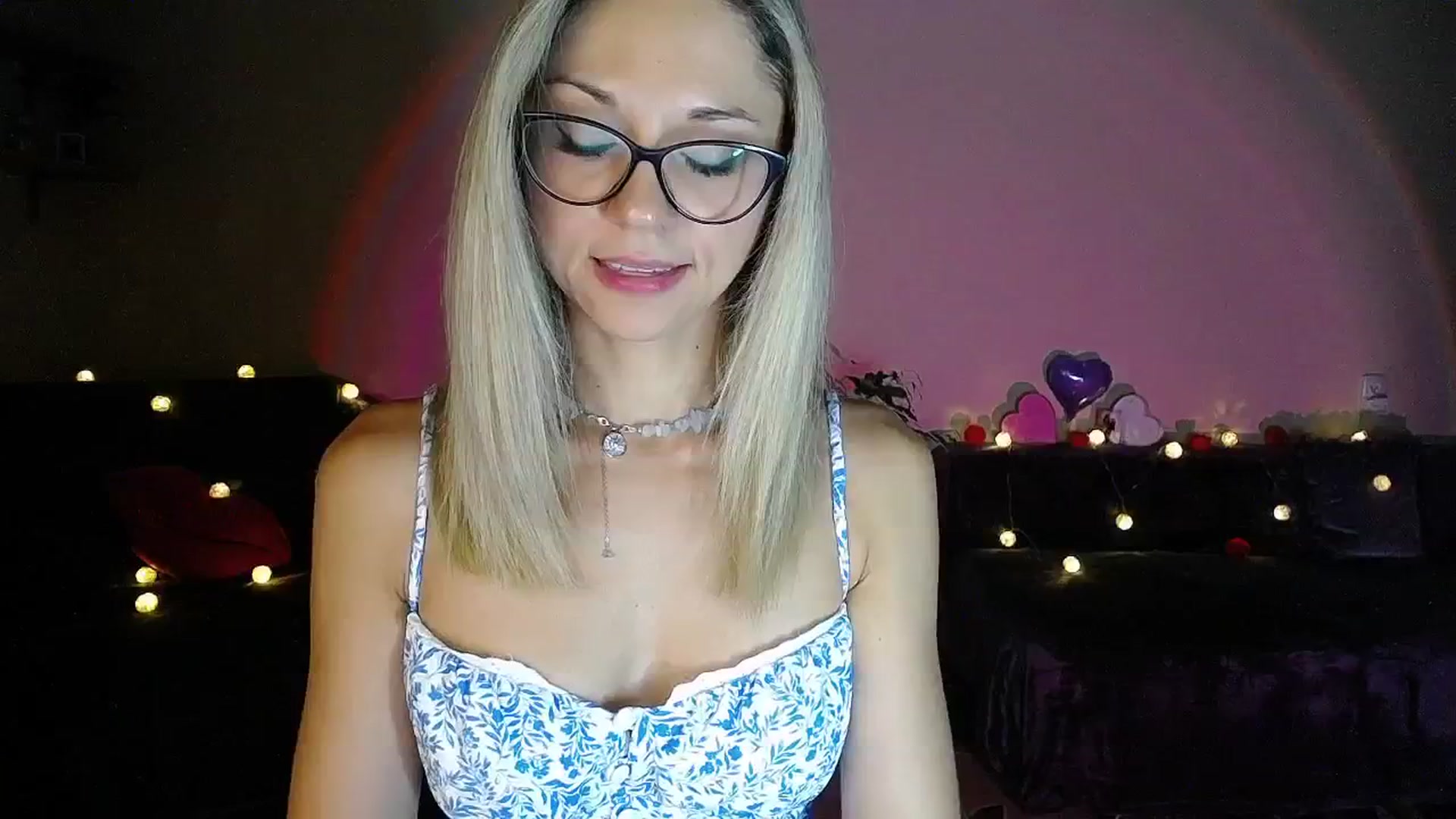 Gallery image thumbnail from Sunshine_alis's myfreecams stream on, 09/04/2025, 19:58 image 4 of 20