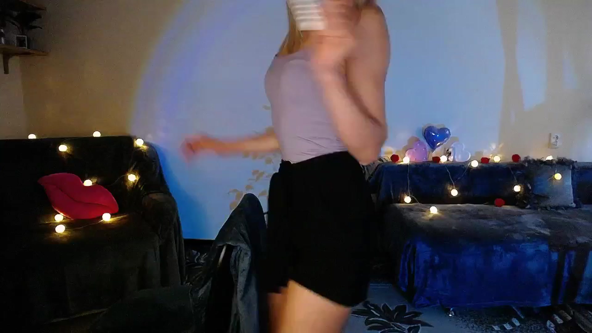 Gallery image thumbnail from Sunshine_alis's myfreecams stream on, 09/05/2025, 17:25 image 10 of 20