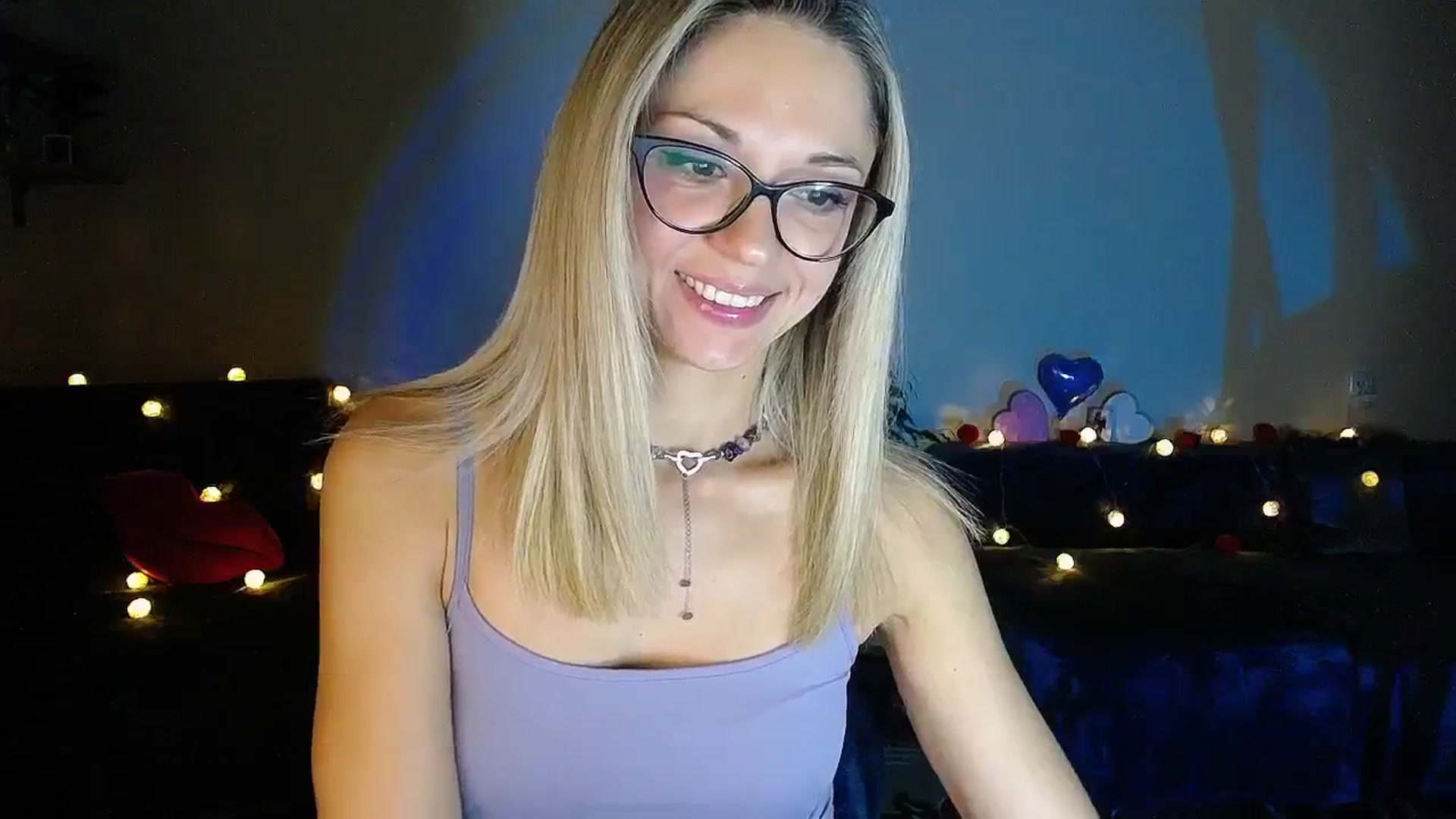 Gallery image thumbnail from Sunshine_alis's myfreecams stream on, 09/05/2025, 18:14 image 2 of 20