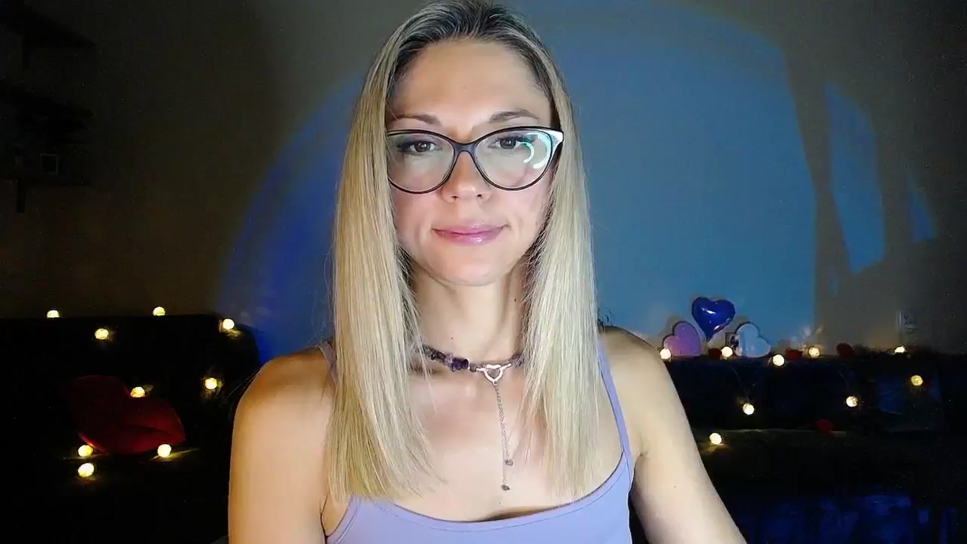Gallery image thumbnail from Sunshine_alis's myfreecams stream on, 09/05/2025, 19:33 image 16 of 20