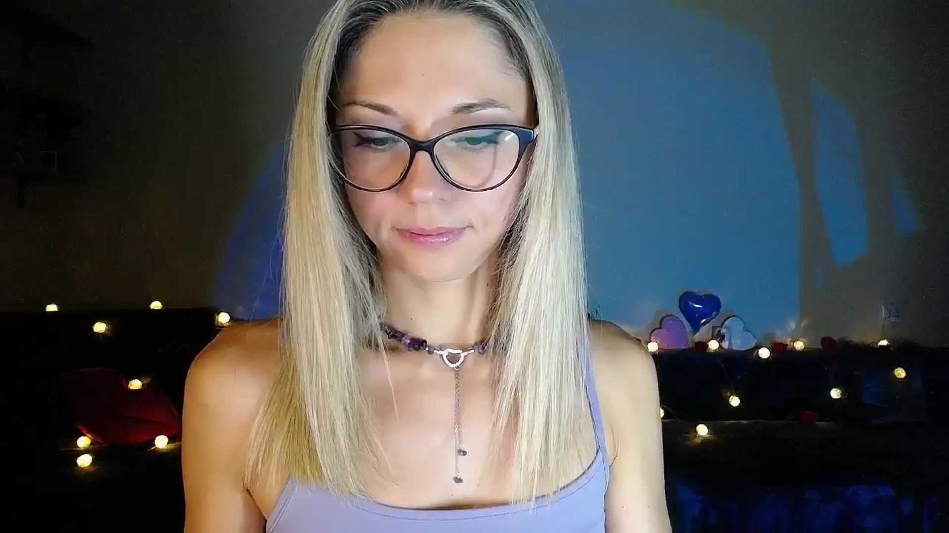Gallery image thumbnail from Sunshine_alis's myfreecams stream on, 09/05/2025, 19:33 image 10 of 20