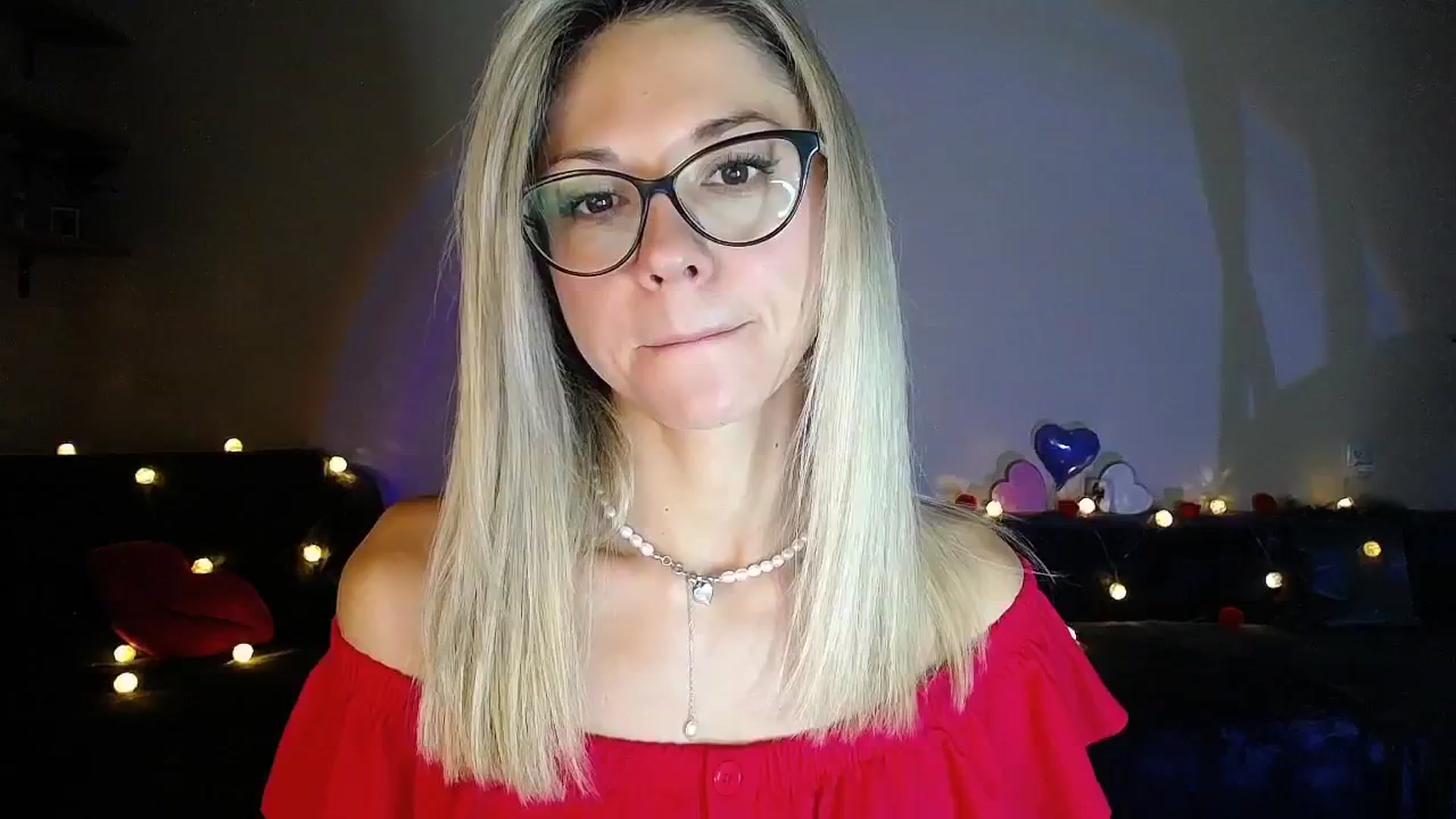 Gallery image thumbnail from Sunshine_alis's myfreecams stream on, 09/06/2025, 18:13 image 2 of 20