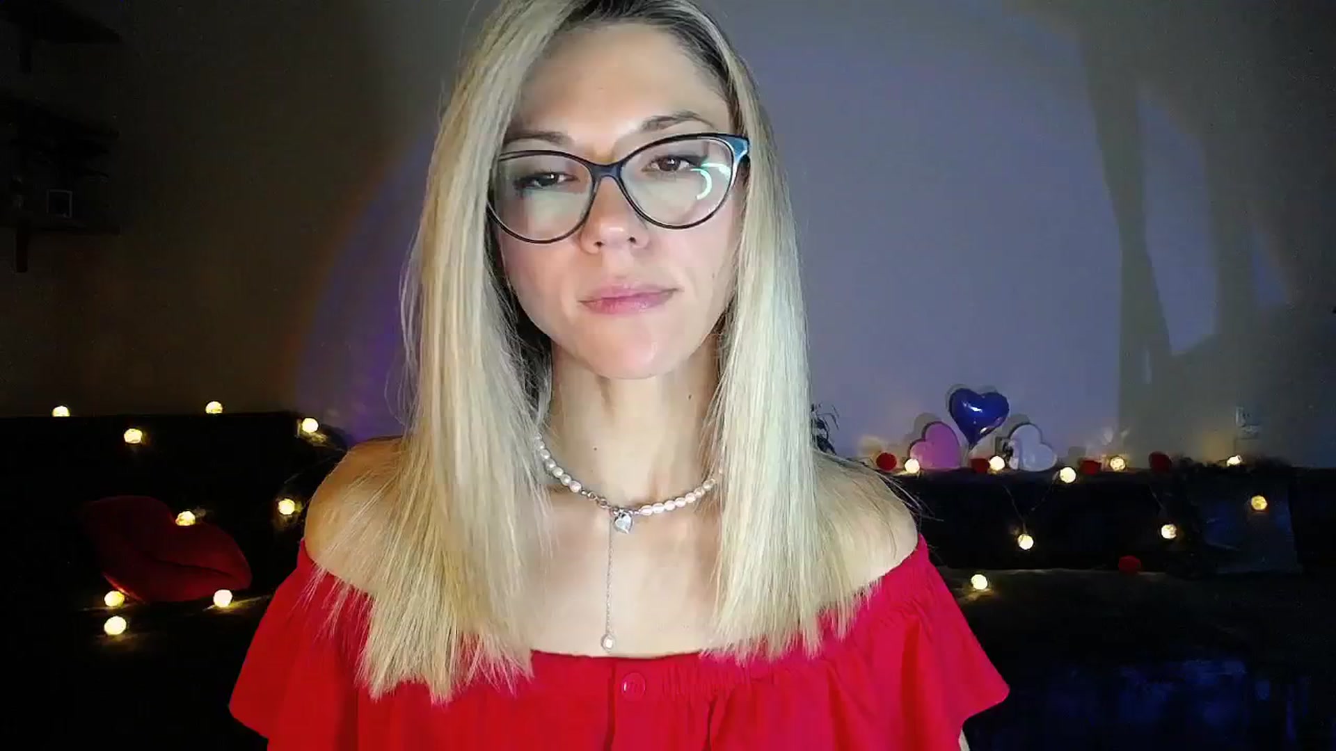 Gallery image thumbnail from Sunshine_alis's myfreecams stream on, 09/06/2025, 18:13 image 1 of 20