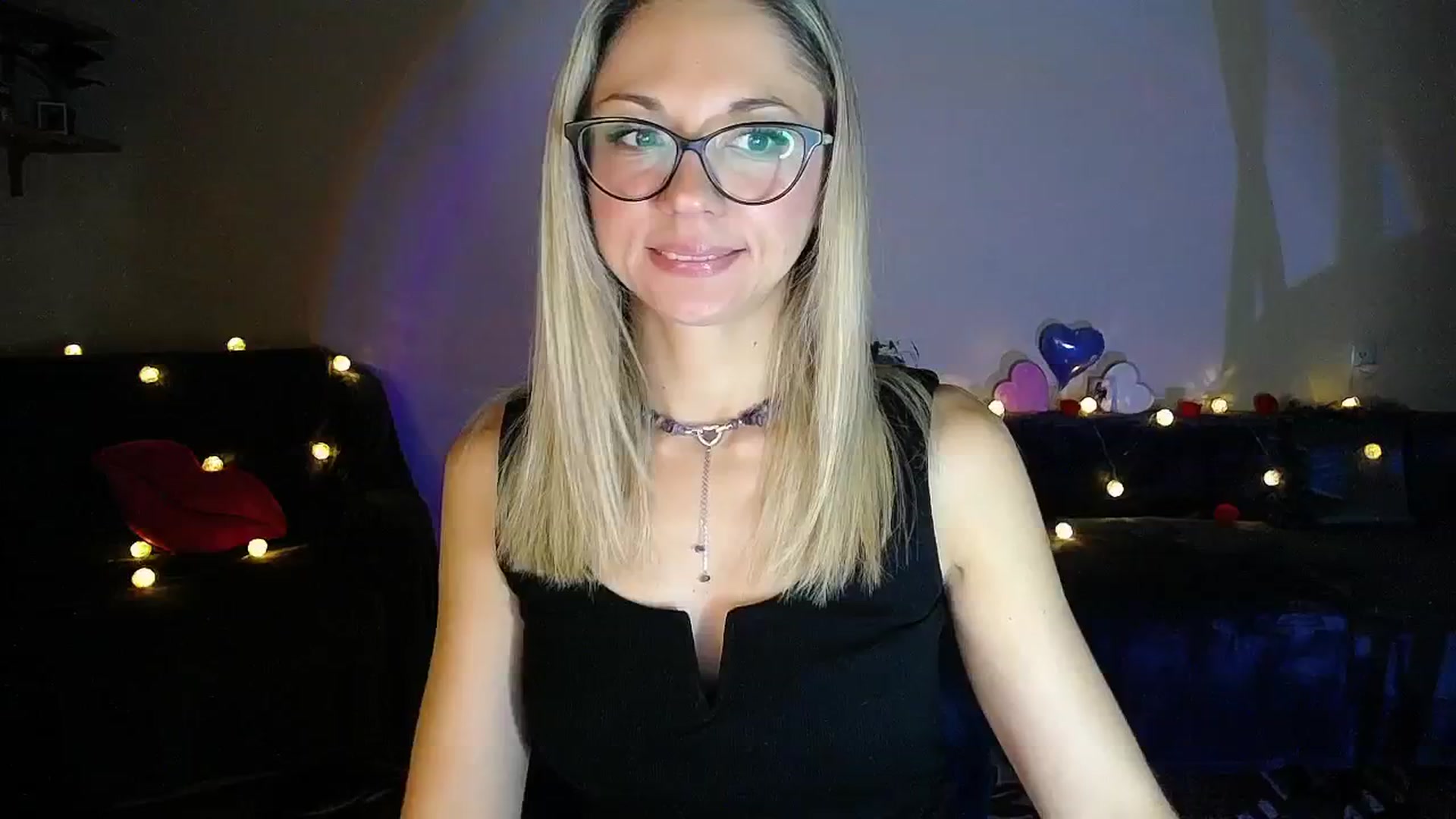 Gallery image thumbnail from Sunshine_alis's myfreecams stream on, 09/08/2025, 17:35 image 1 of 20