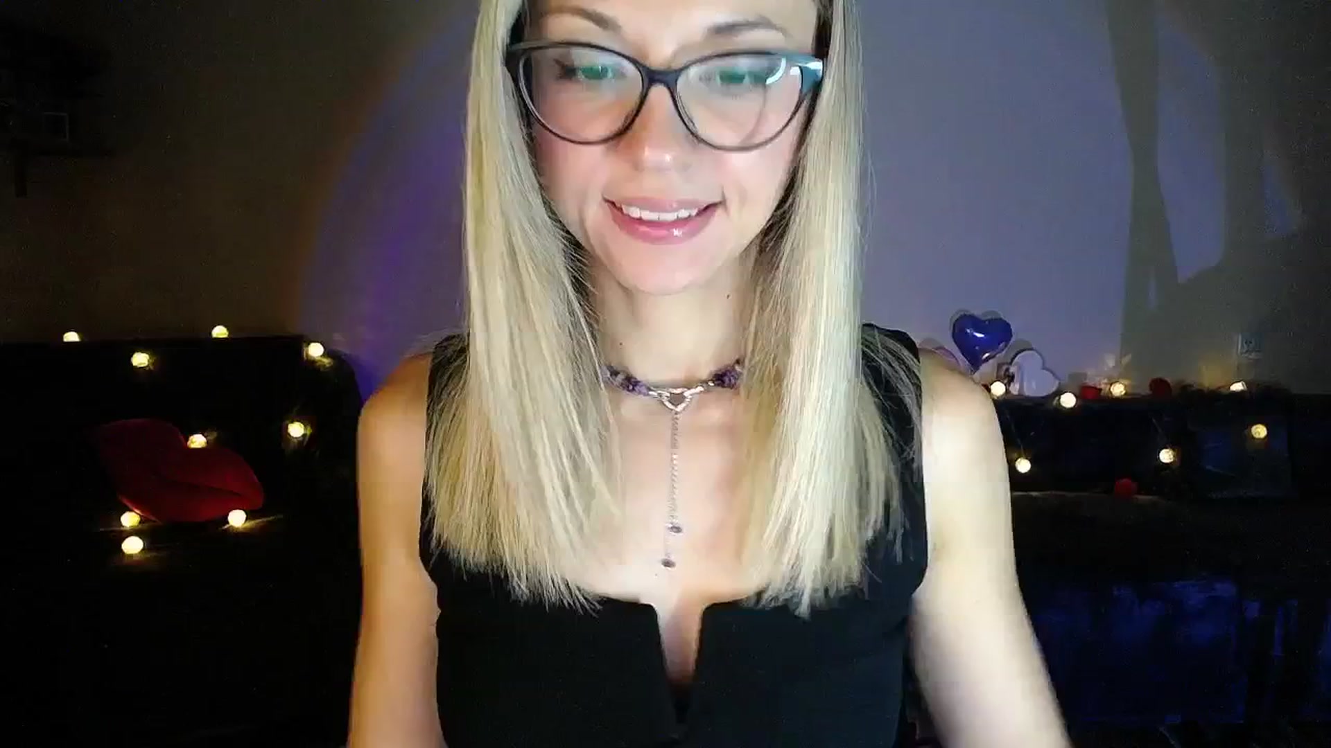 Gallery image thumbnail from Sunshine_alis's myfreecams stream on, 09/08/2025, 17:35 image 9 of 20