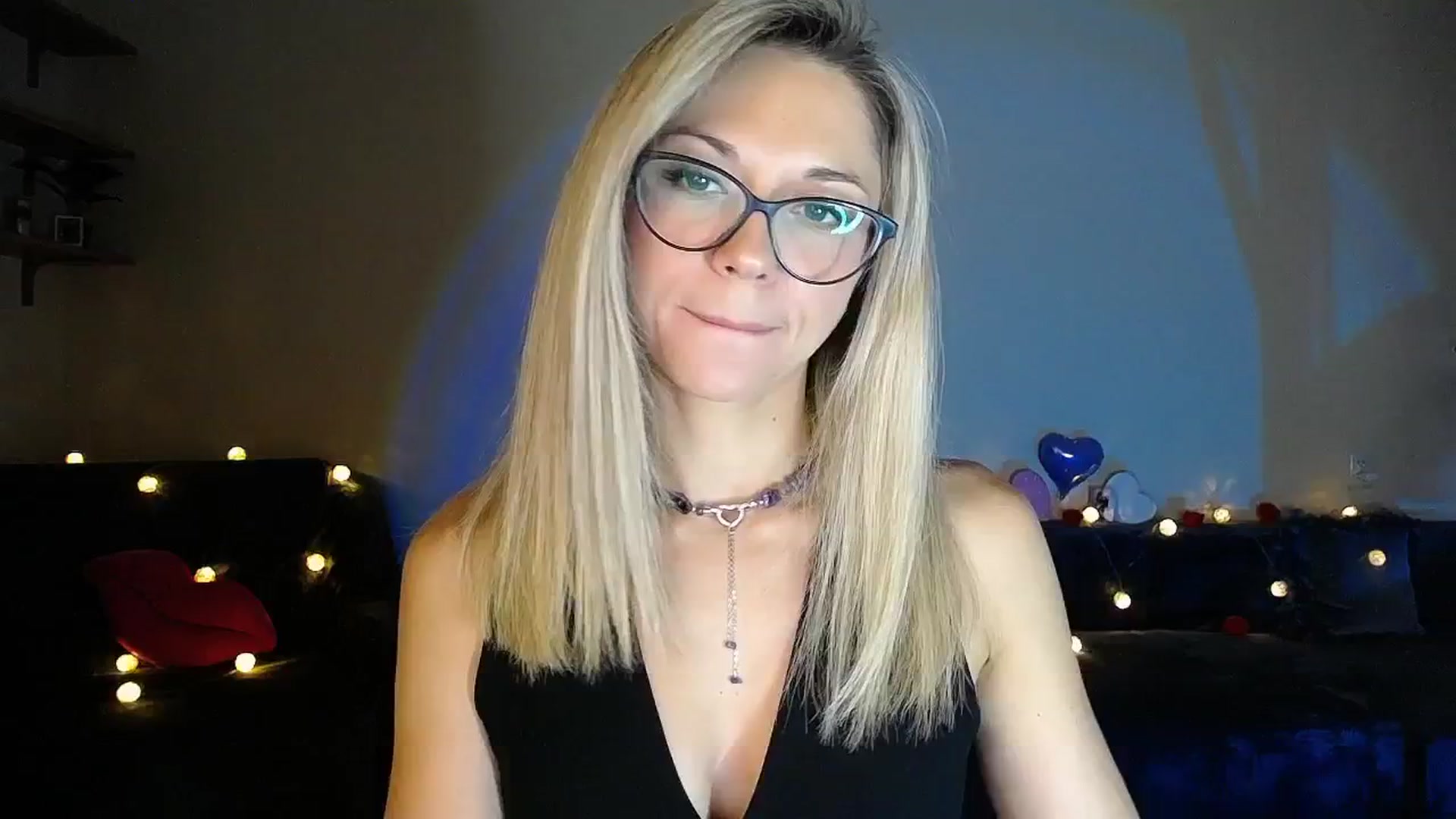 Gallery image thumbnail from Sunshine_alis's myfreecams stream on, 09/09/2025, 17:06 image 4 of 20