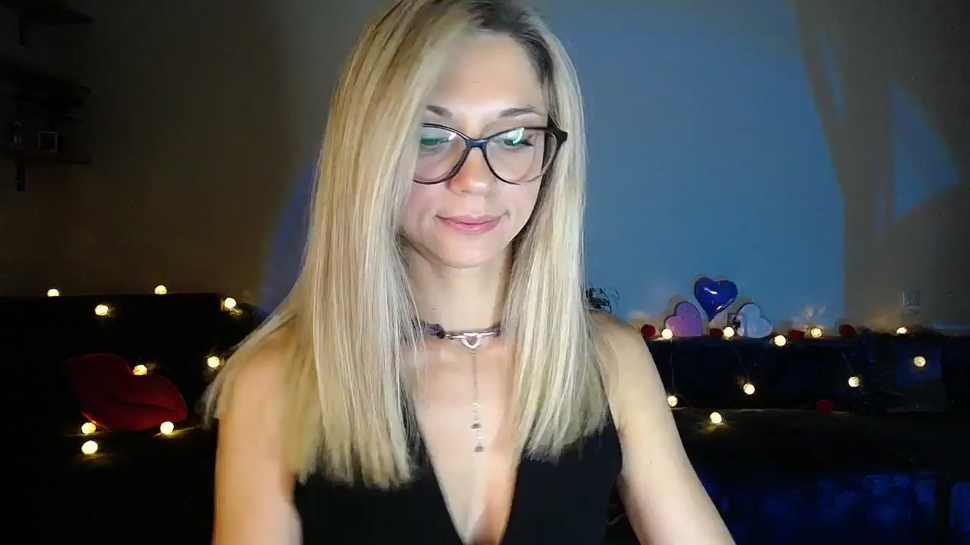 Gallery image thumbnail from Sunshine_alis's myfreecams stream on, 09/09/2025, 17:06 image 19 of 20