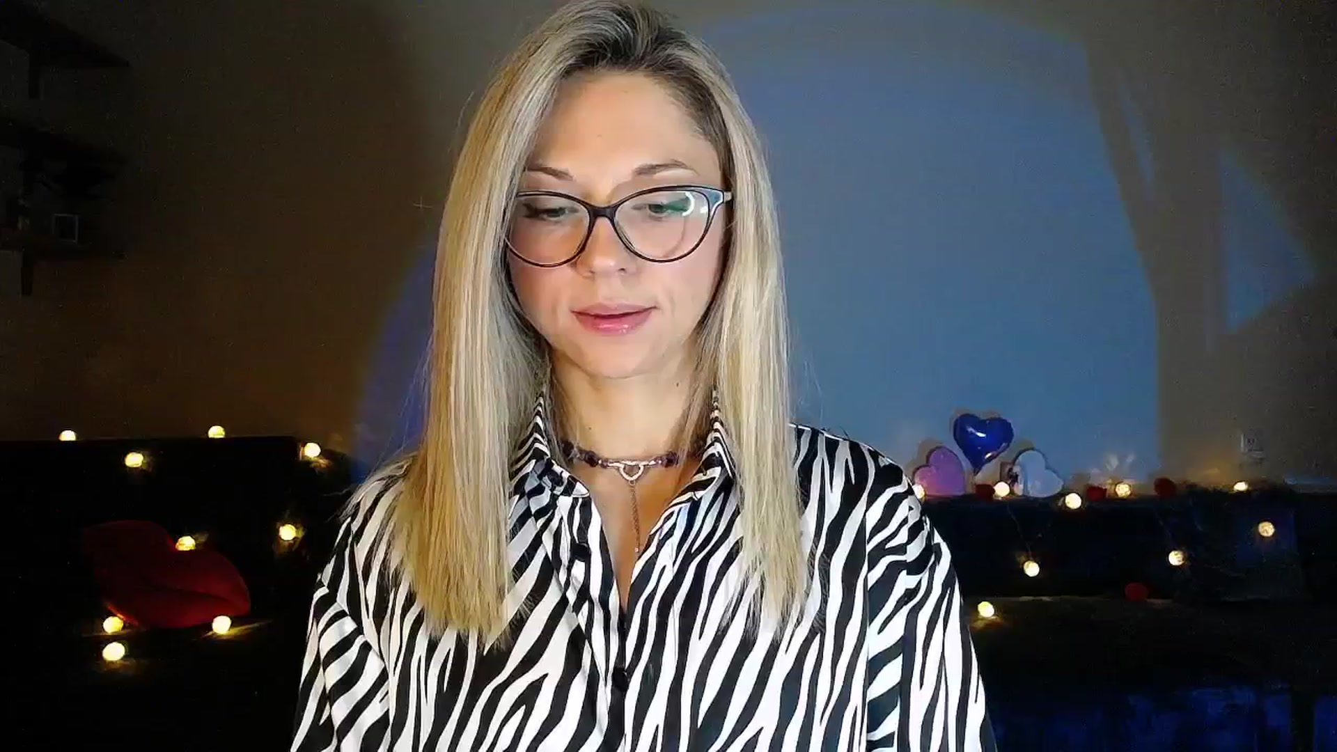 Gallery image thumbnail from Sunshine_alis's myfreecams stream on, 09/09/2025, 18:31 image 8 of 20