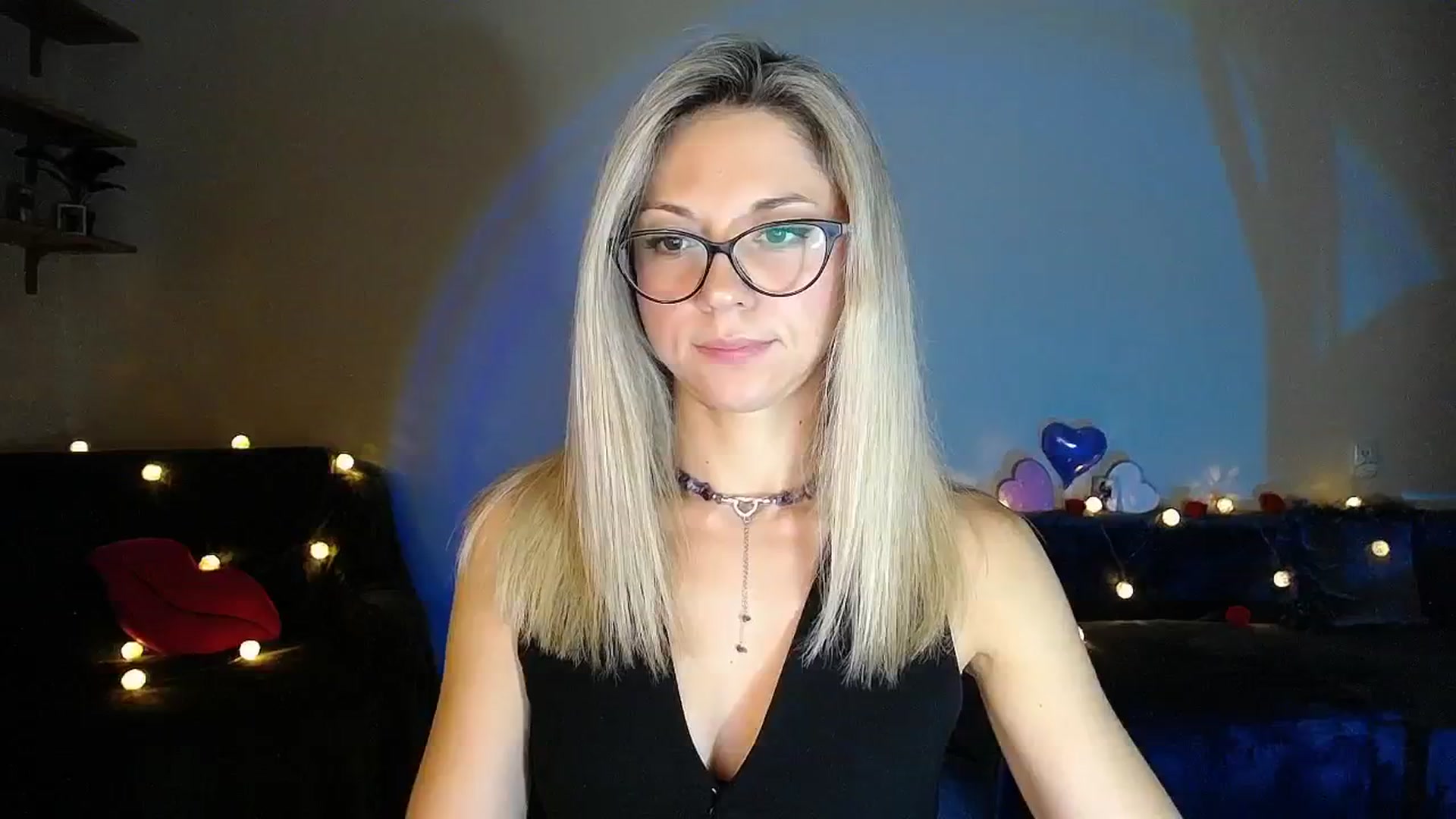 Gallery image thumbnail from Sunshine_alis's myfreecams stream on, 09/09/2025, 18:31 image 3 of 20
