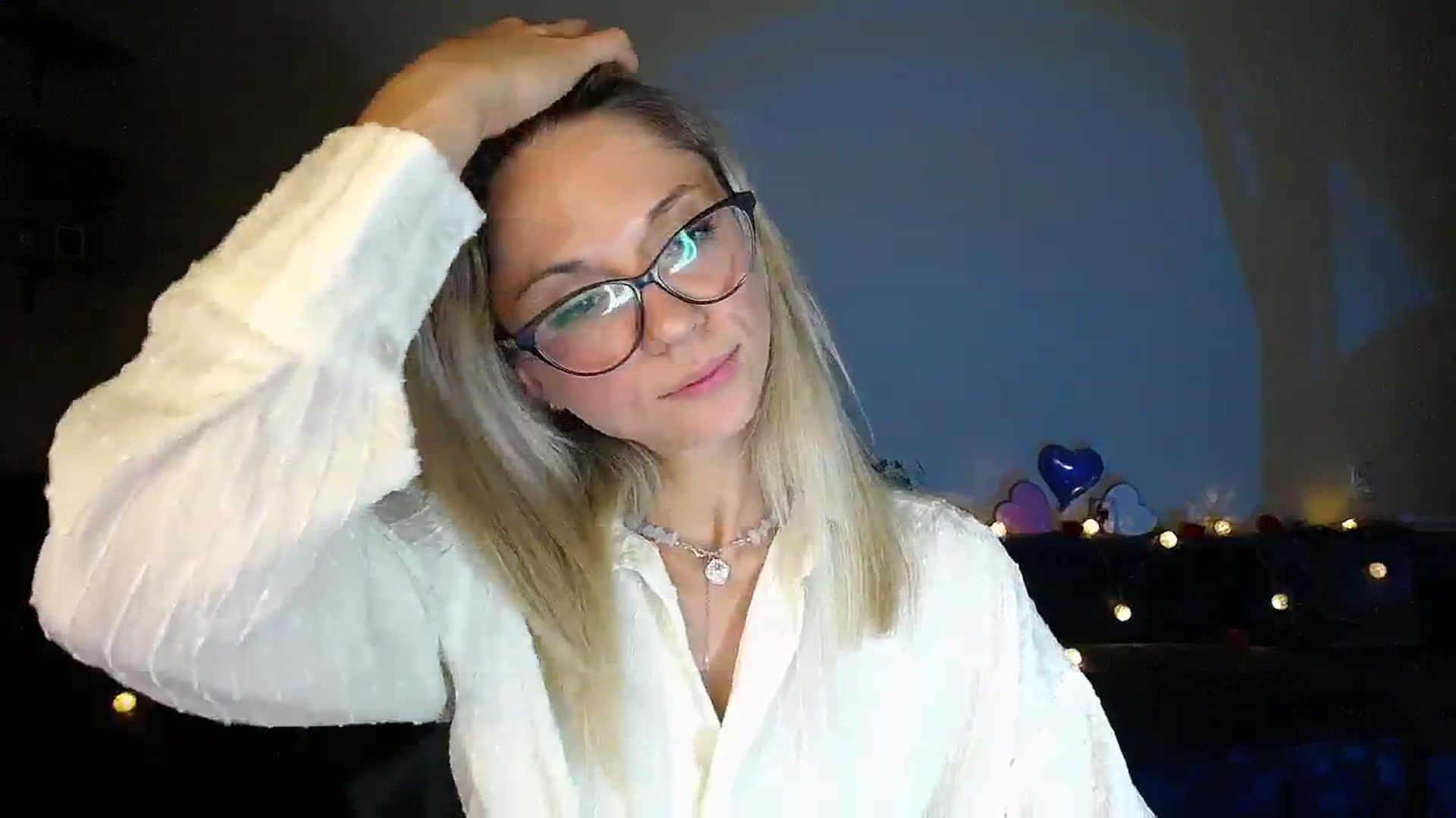 Gallery image thumbnail from Sunshine_alis's myfreecams stream on, 09/10/2025, 19:07 image 20 of 20