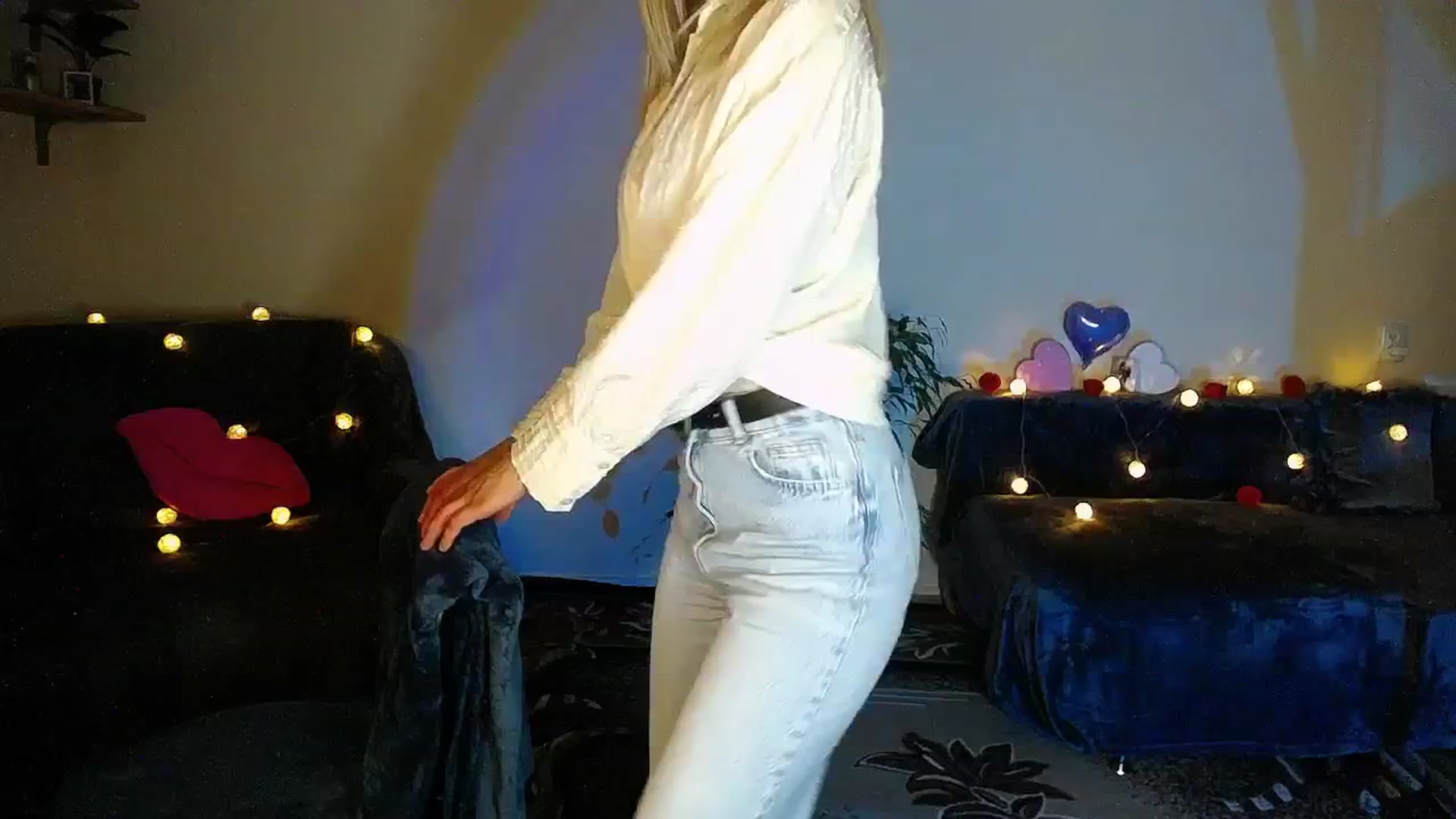 Gallery image thumbnail from Sunshine_alis's myfreecams stream on, 09/10/2025, 20:01 image 20 of 20