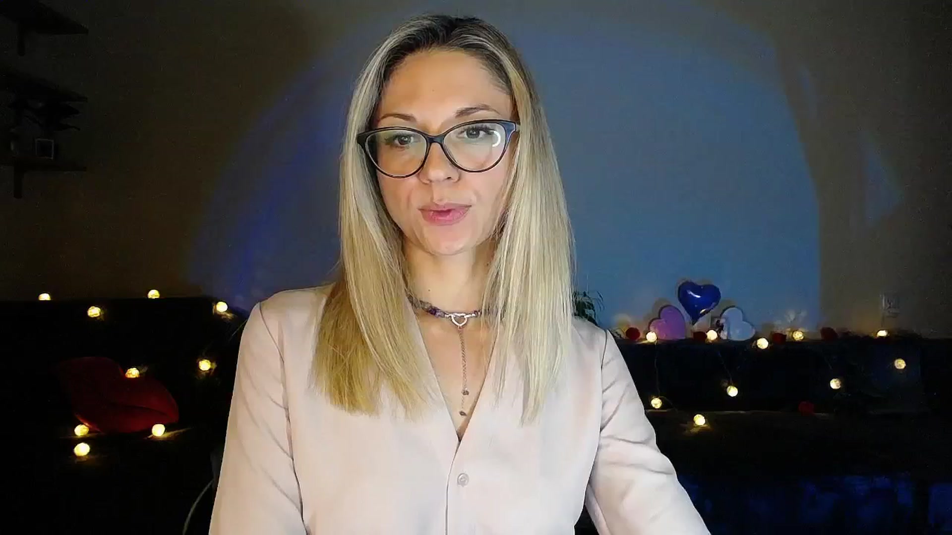 Gallery image thumbnail from Sunshine_alis's myfreecams stream on, 09/11/2025, 19:04 image 9 of 20