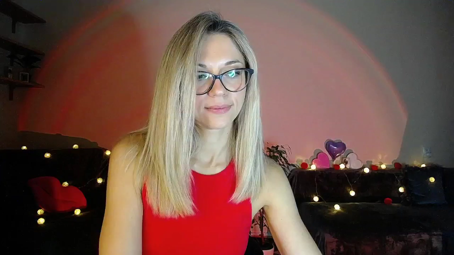Gallery image thumbnail from Sunshine_alis's myfreecams stream on, 09/12/2025, 18:35 image 20 of 20